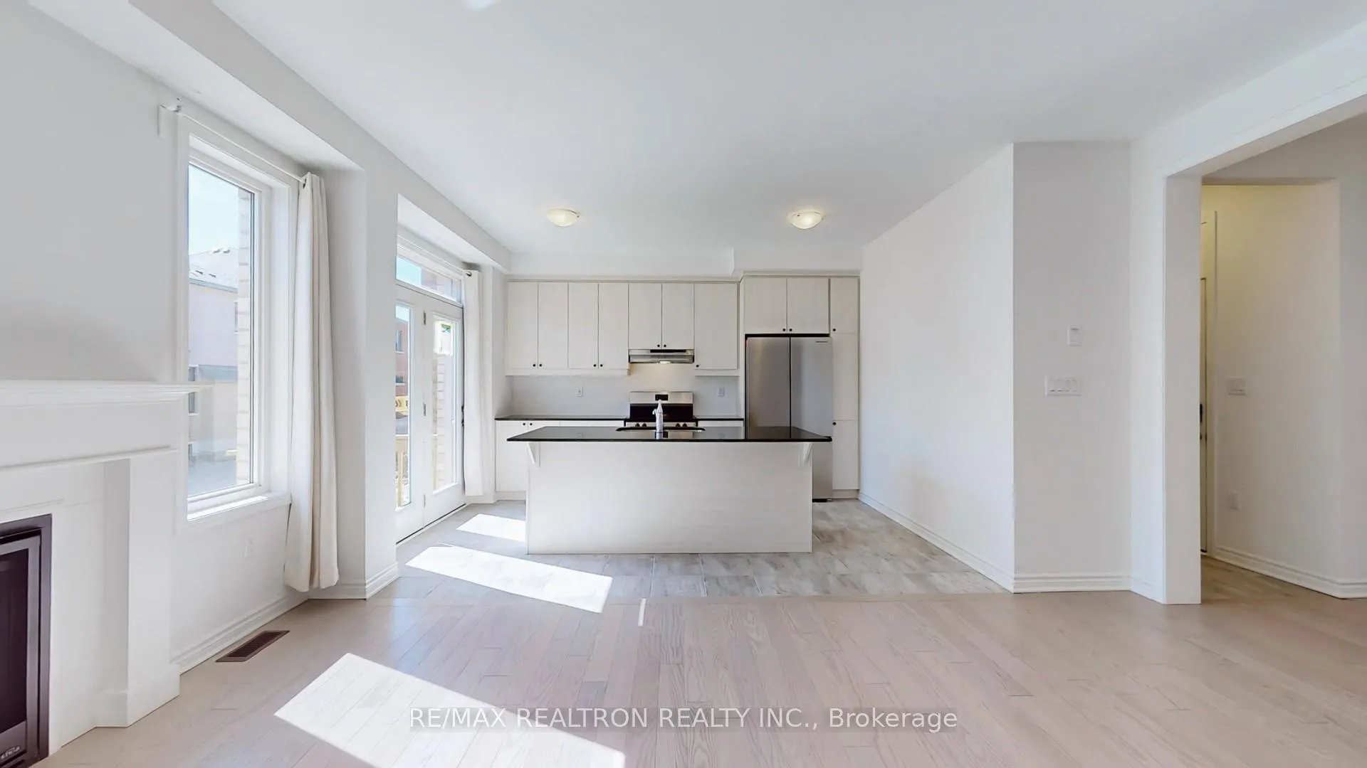 Photo 5 of 3003 Heartwood Lane, Pickering, Rural Pickering — HOMEH