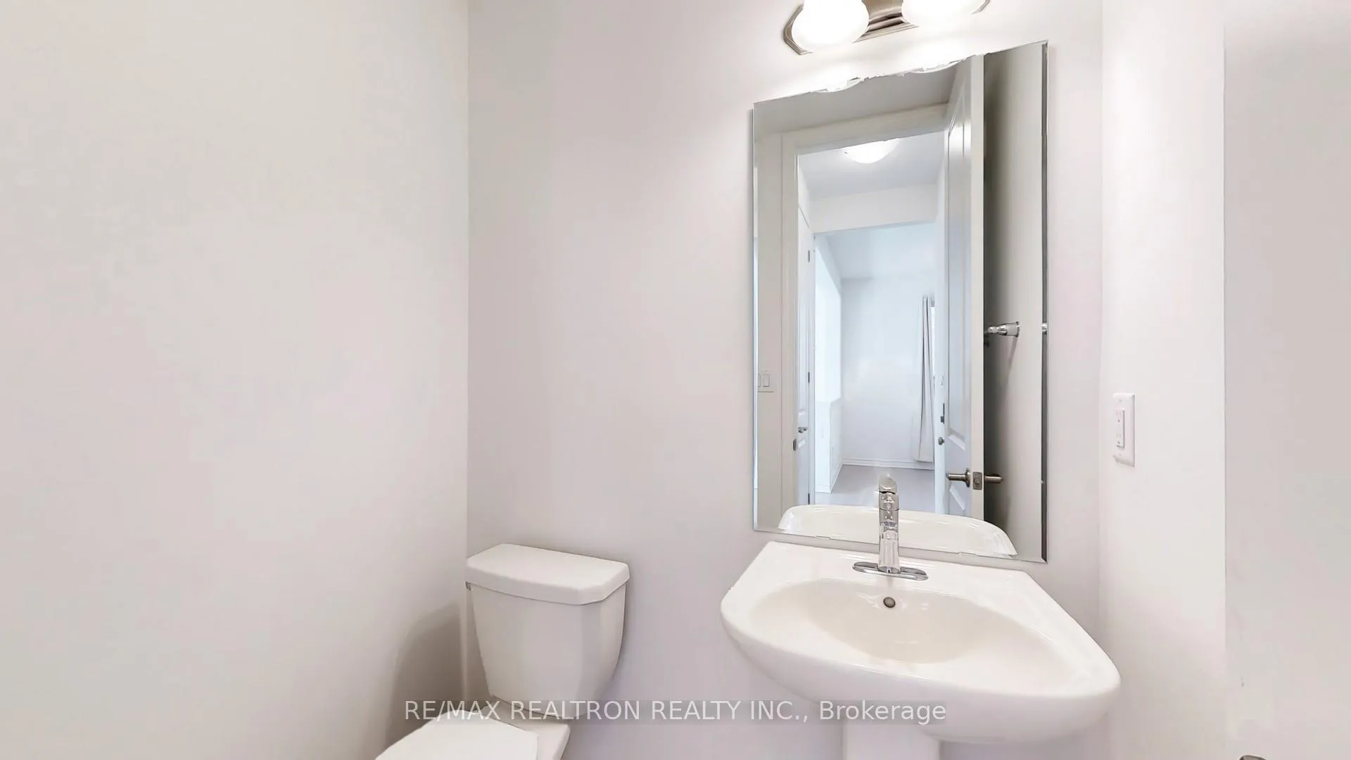 Photo 15 of 3003 Heartwood Lane, Pickering, Rural Pickering — HOMEH