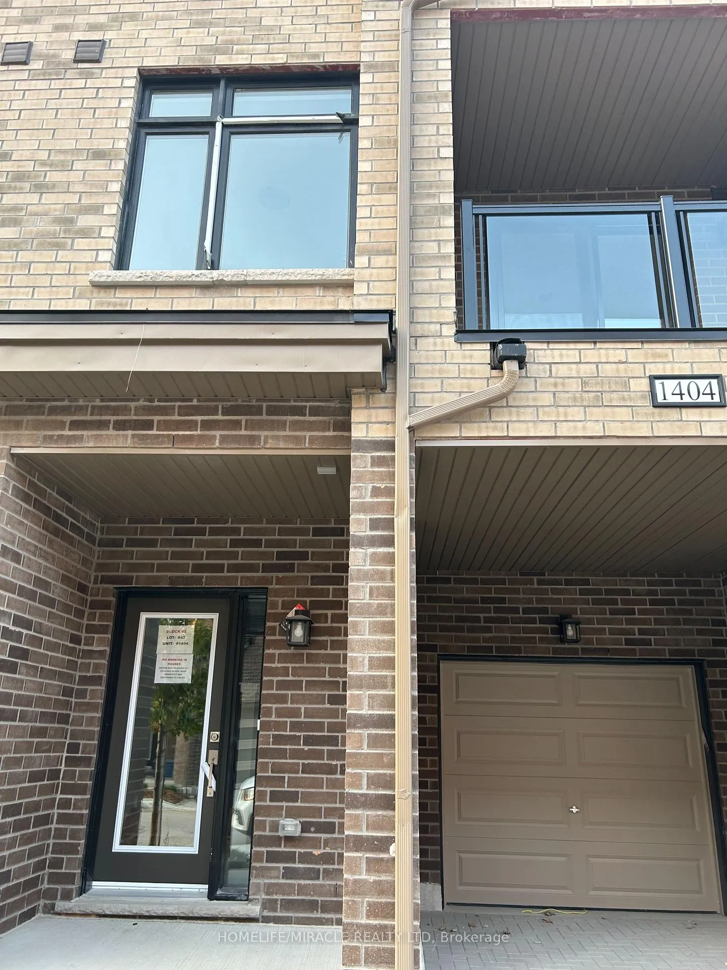 Photo 2 of Unit 1404, 1865 Pickering Parkway, Pickering, Village East — HOMEH