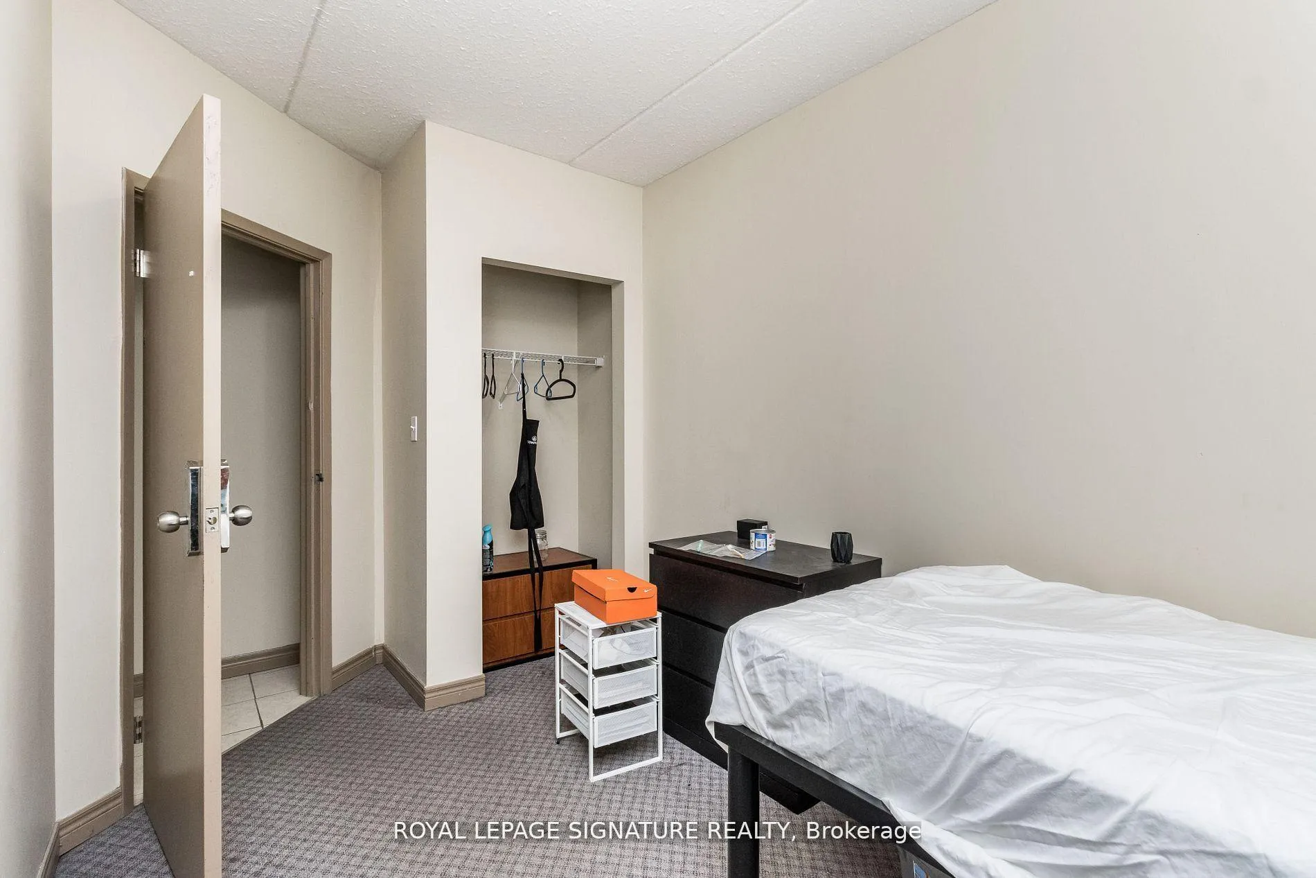 Photo 6 of Unit 506, 251 Lester Street, Waterloo, Downtown Waterloo — HOMEH
