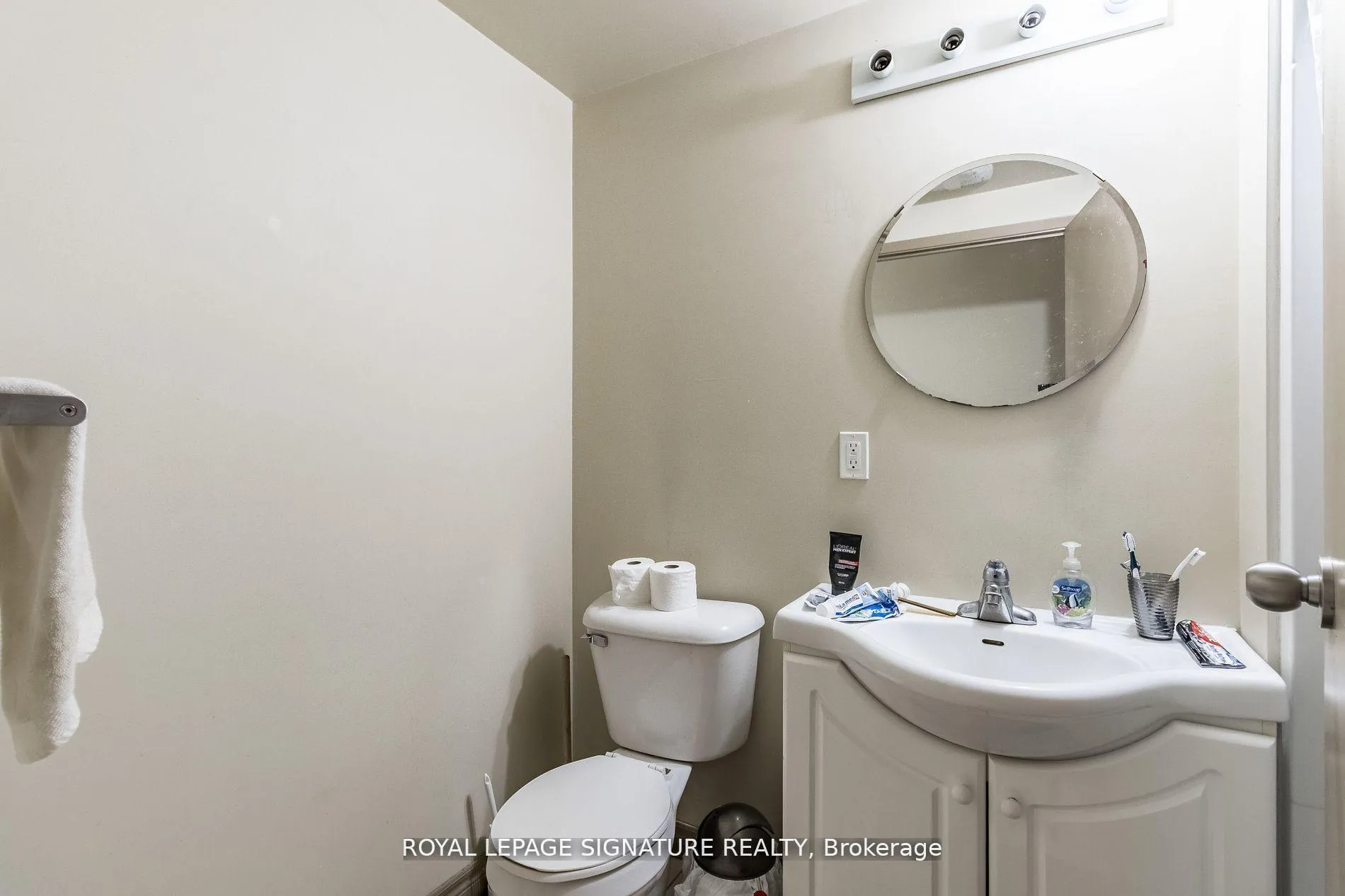 Photo 19 of Unit 506, 251 Lester Street, Waterloo, Downtown Waterloo — HOMEH