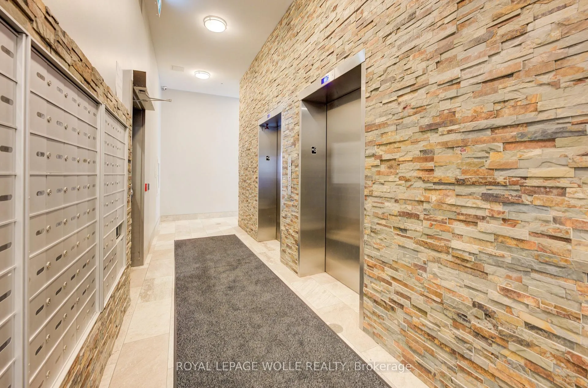 Photo 6 of Unit 620, 308 Lester Street, Waterloo — HOMEH