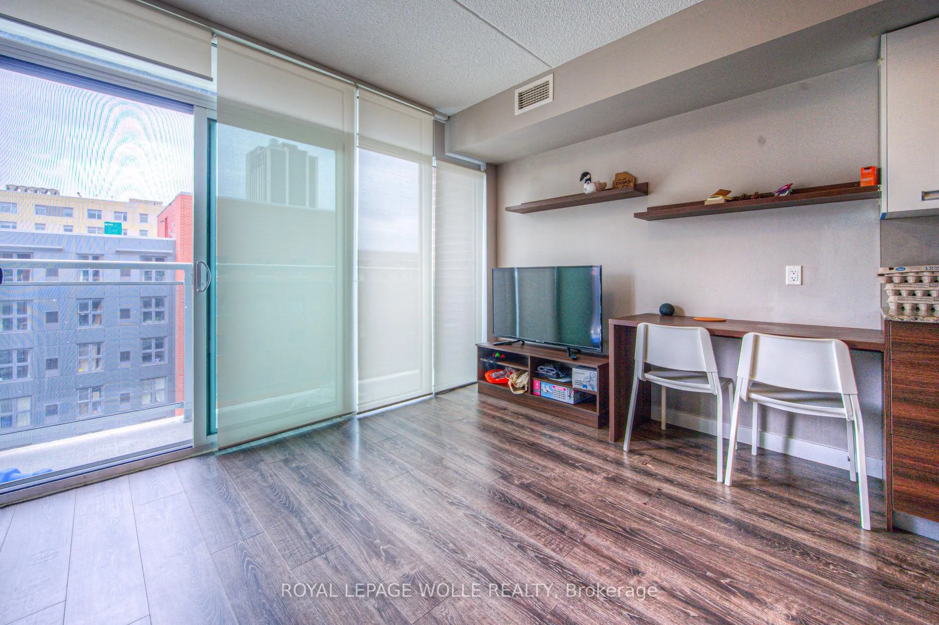 Photo 10 of Unit 620, 308 Lester Street, Waterloo — HOMEH