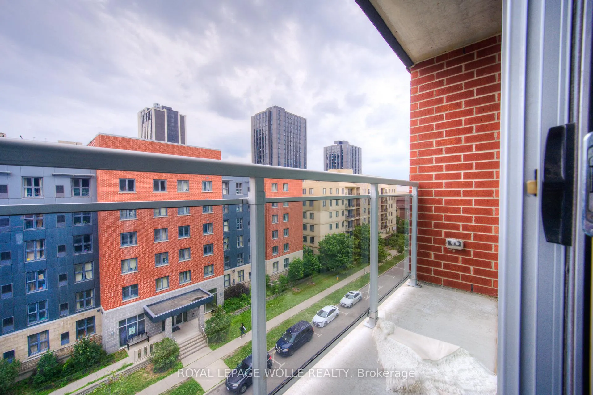 Photo 12 of Unit 620, 308 Lester Street, Waterloo — HOMEH