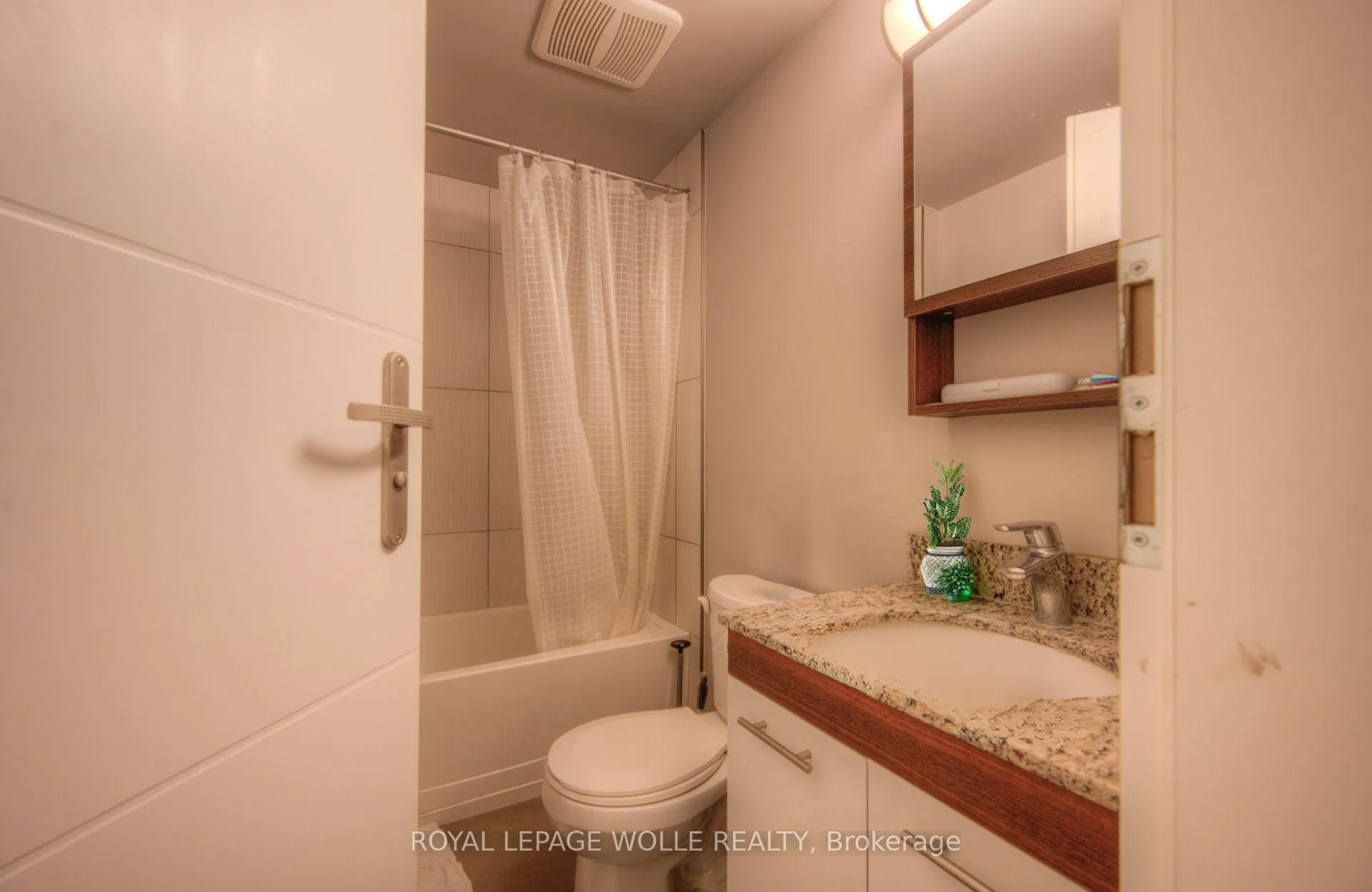 Photo 14 of Unit 620, 308 Lester Street, Waterloo — HOMEH