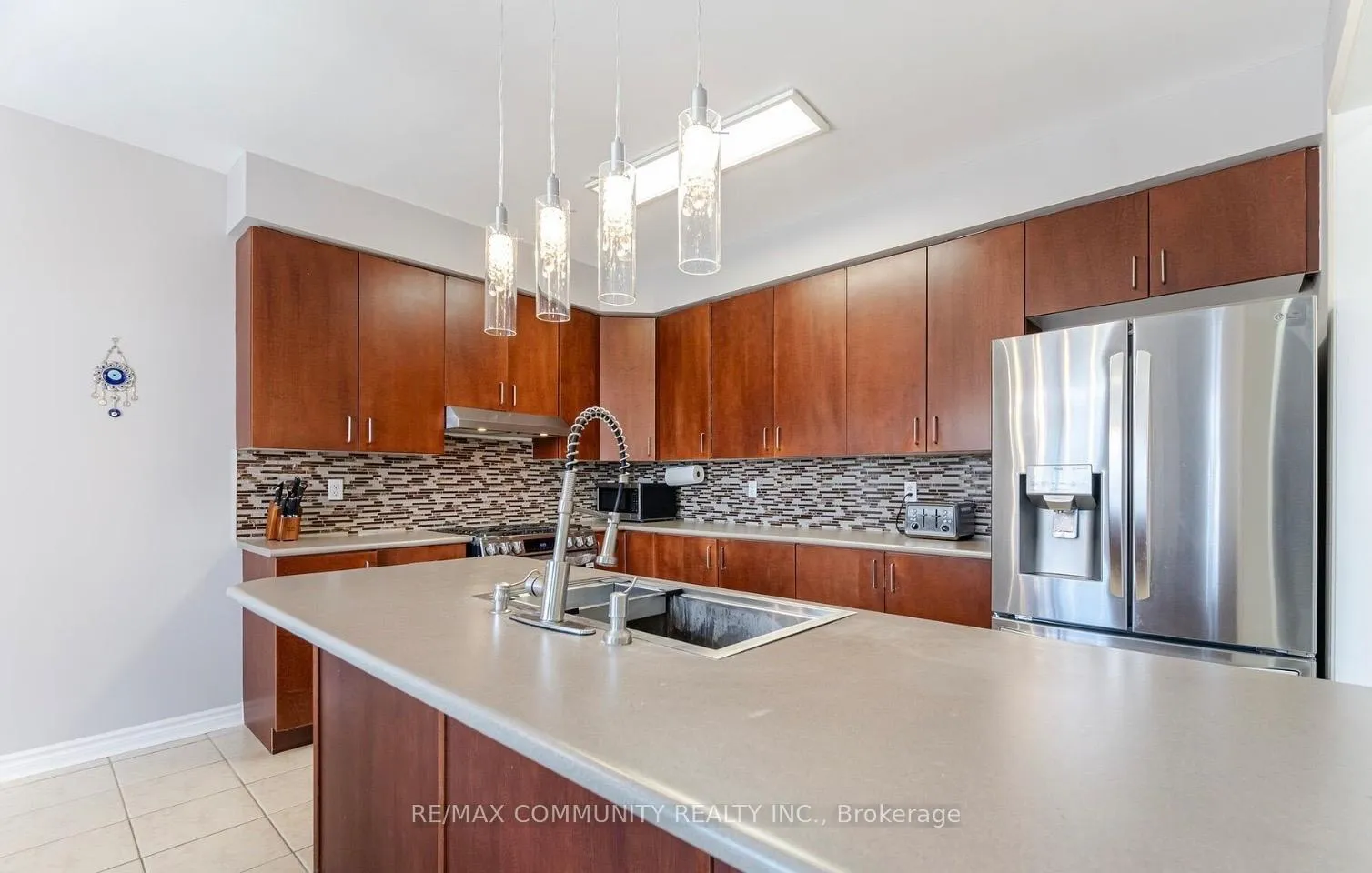 Photo 8 of 7 Baxter Street, Clarington, Bowmanville — HOMEH