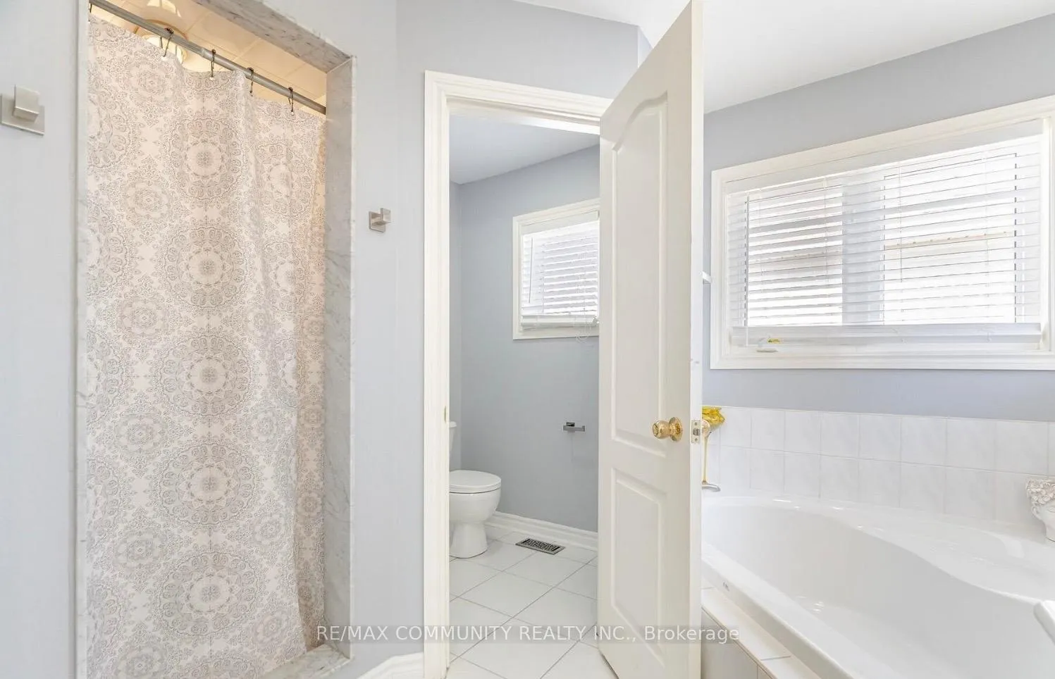 Photo 17 of 7 Baxter Street, Clarington, Bowmanville — HOMEH