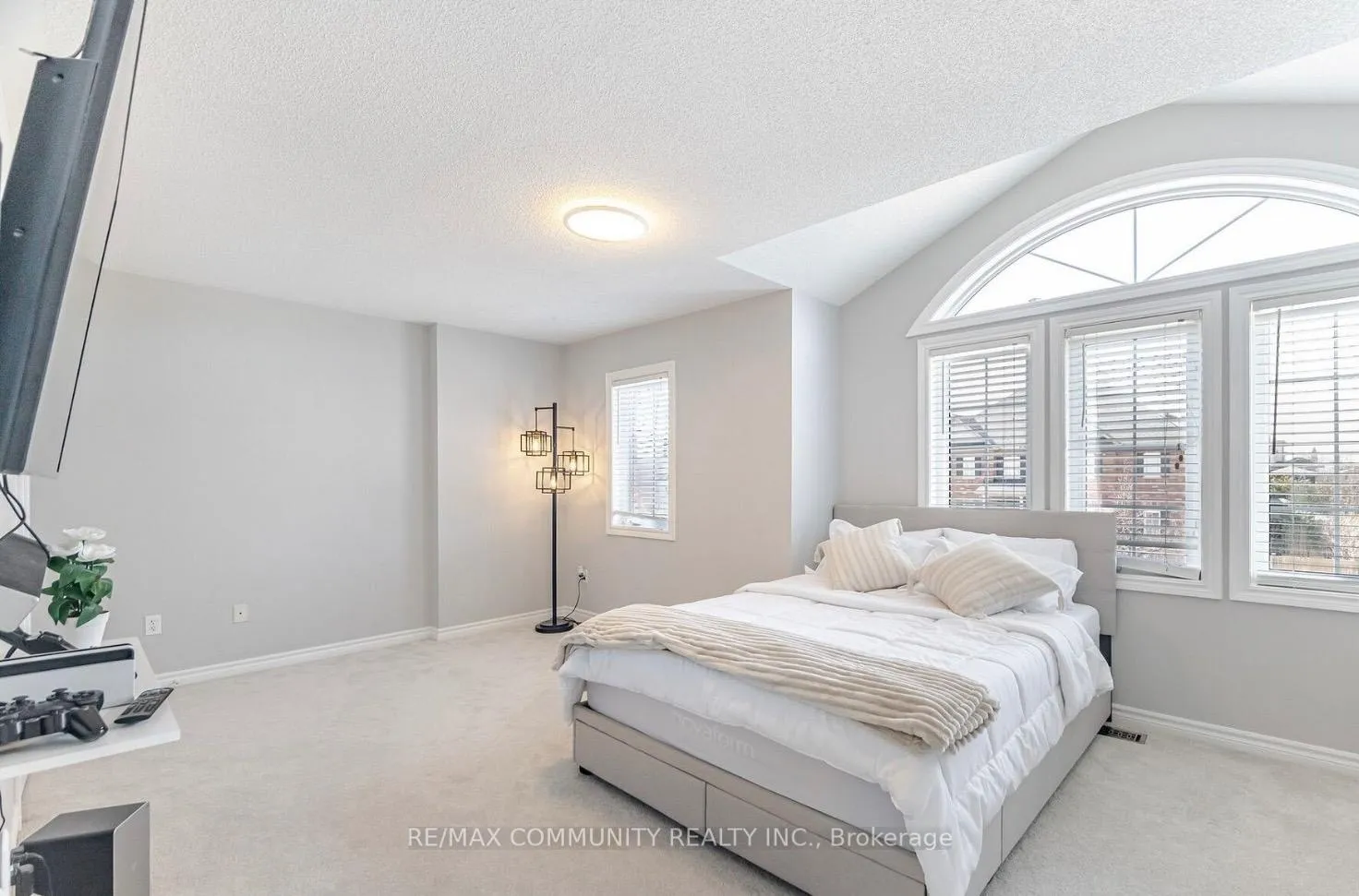 Photo 20 of 7 Baxter Street, Clarington, Bowmanville — HOMEH