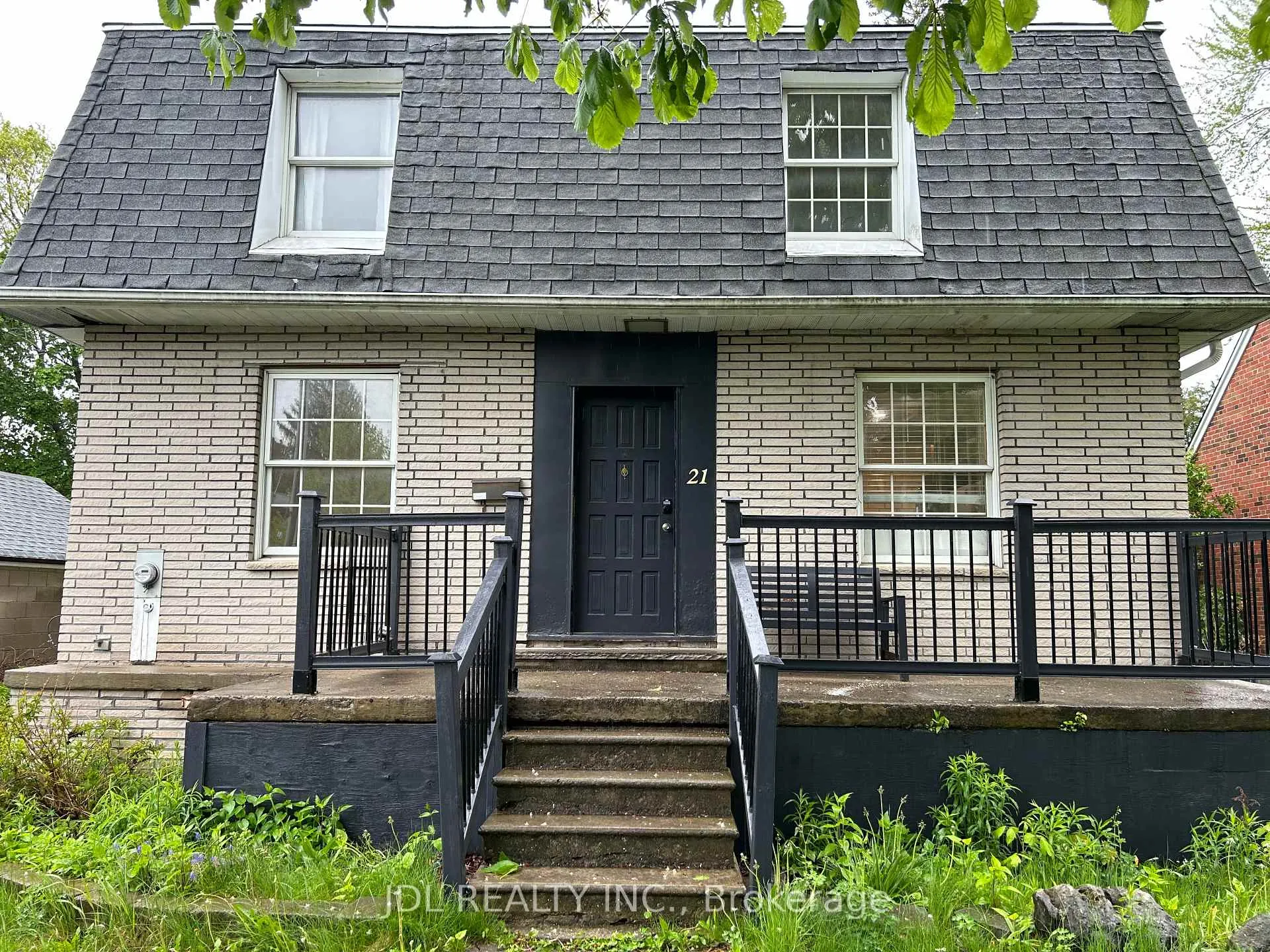 Photo 1 of Unit Unit E, 21 Squires Ave, Toronto, O'Connor-Parkview — HOMEH