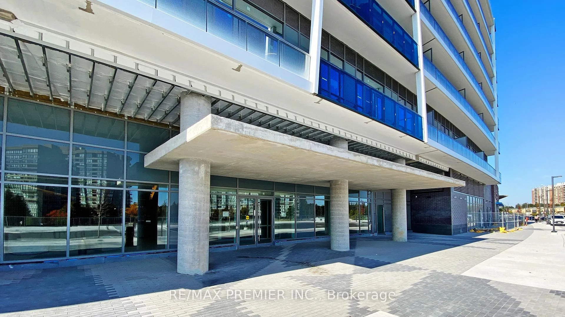 Photo 4 of Unit 1206, 30 Upper Mall Way, Vaughan, Brownridge — HOMEH