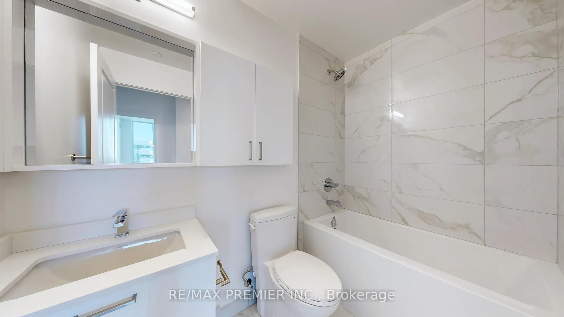 Photo 26 of Unit 1206, 30 Upper Mall Way, Vaughan, Brownridge — HOMEH
