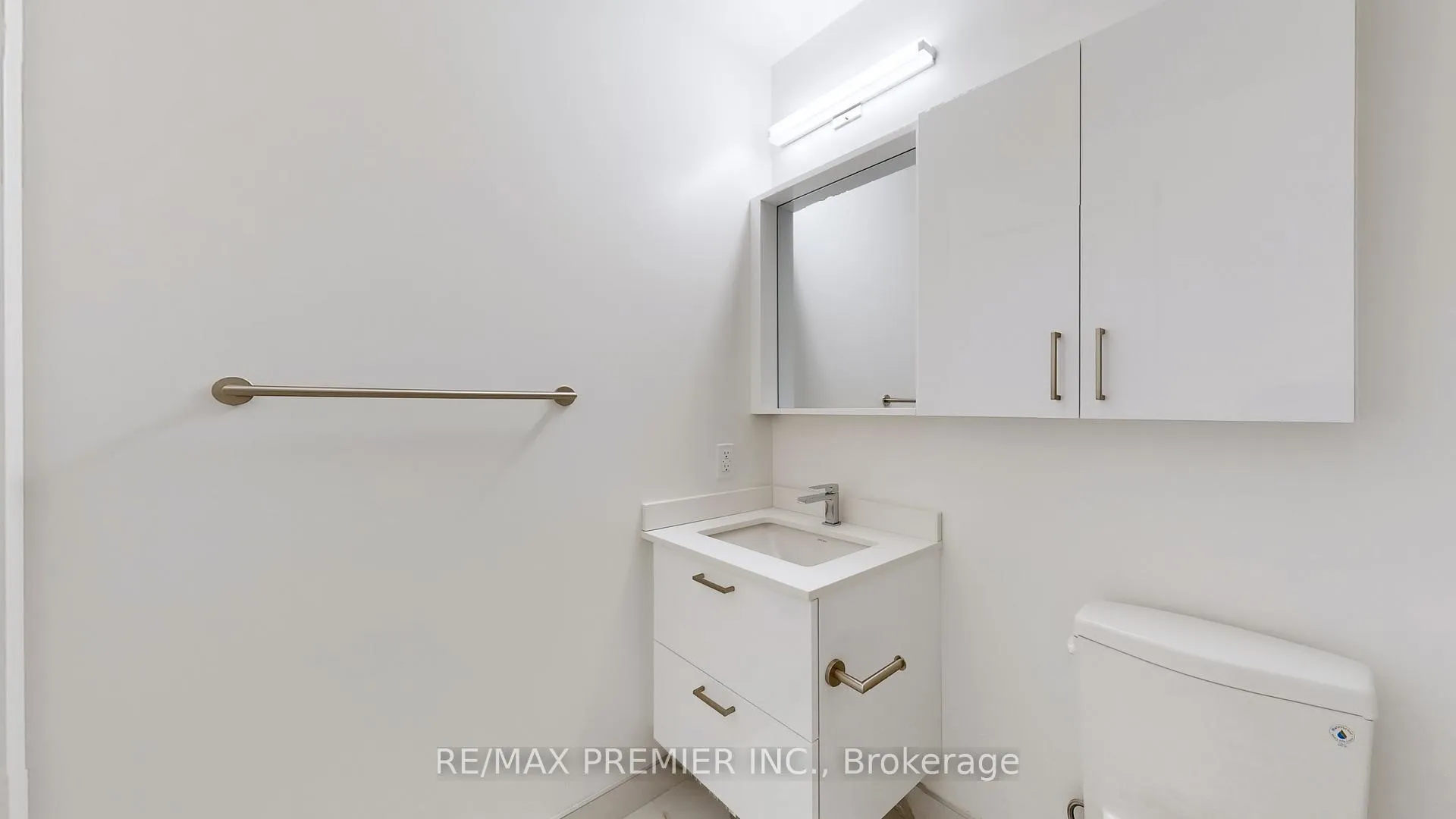 Photo 27 of Unit 1206, 30 Upper Mall Way, Vaughan, Brownridge — HOMEH