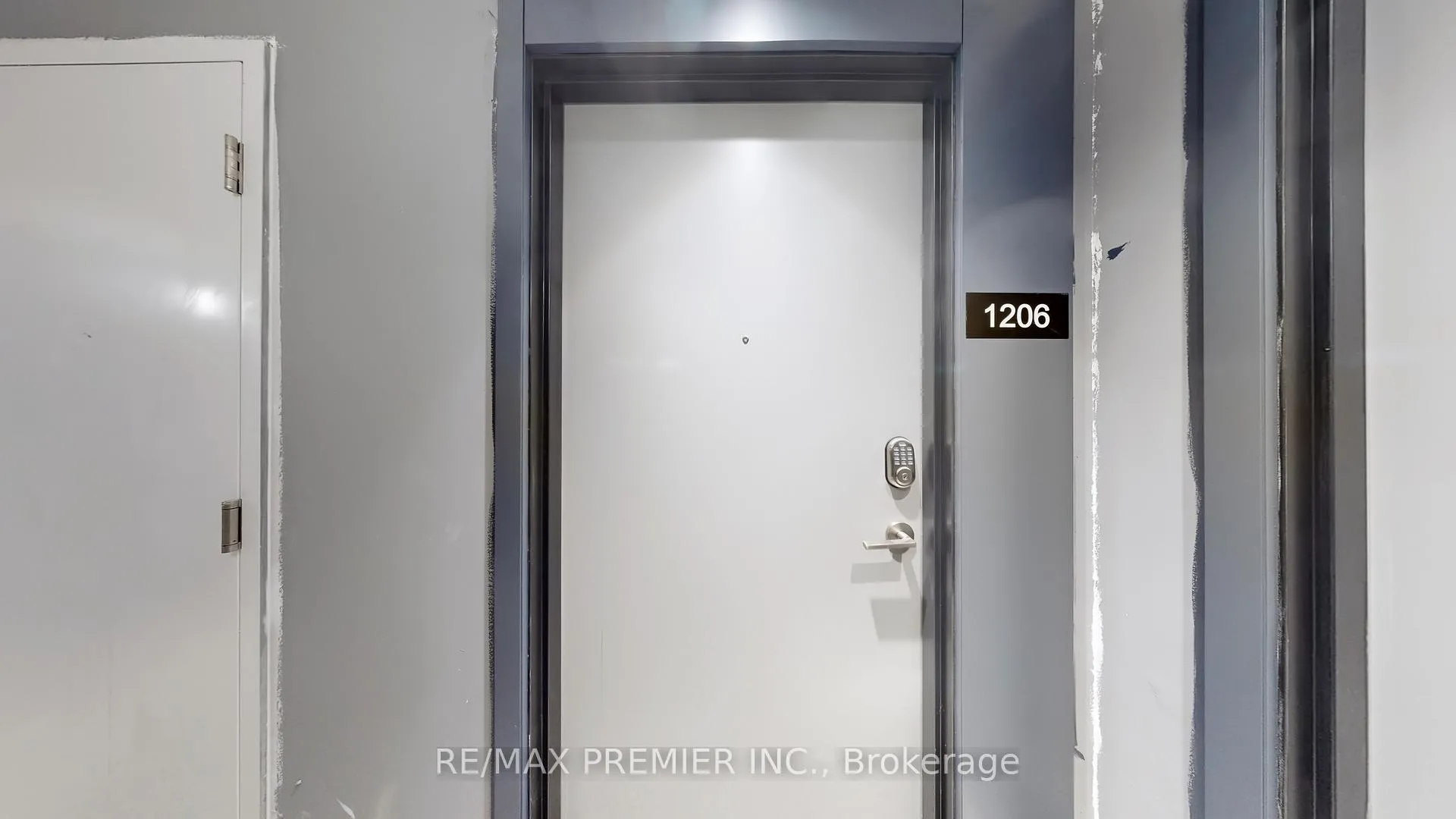 Photo 30 of Unit 1206, 30 Upper Mall Way, Vaughan, Brownridge — HOMEH