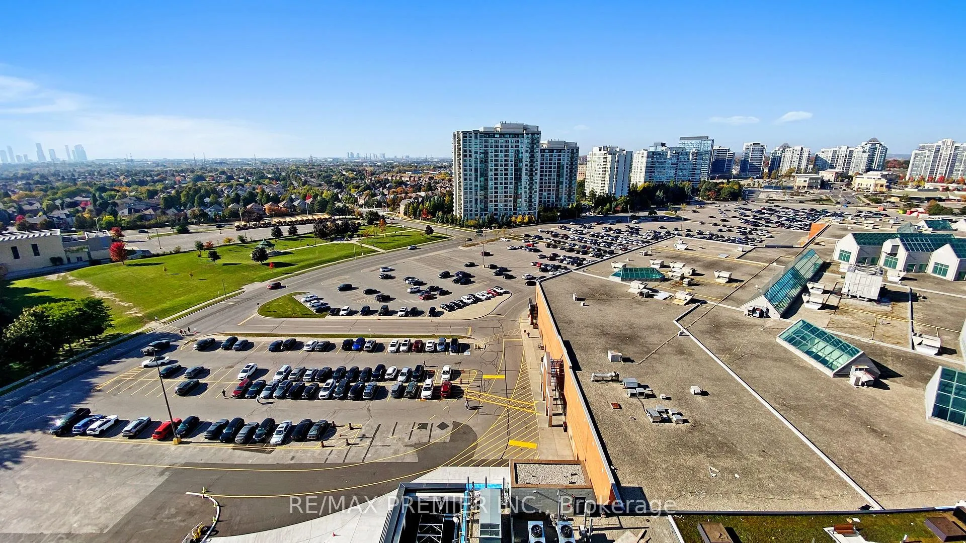 Photo 34 of Unit 1206, 30 Upper Mall Way, Vaughan, Brownridge — HOMEH