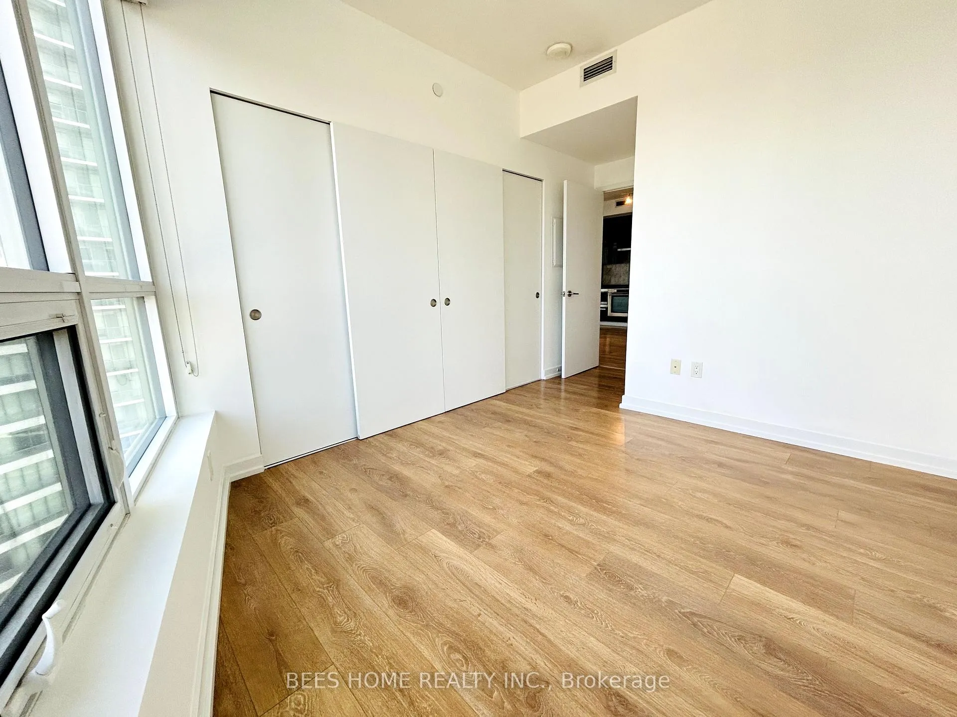 Photo 12 of Unit 1905, 115 McMahon Drive, North York, Bayview Village — HOMEH
