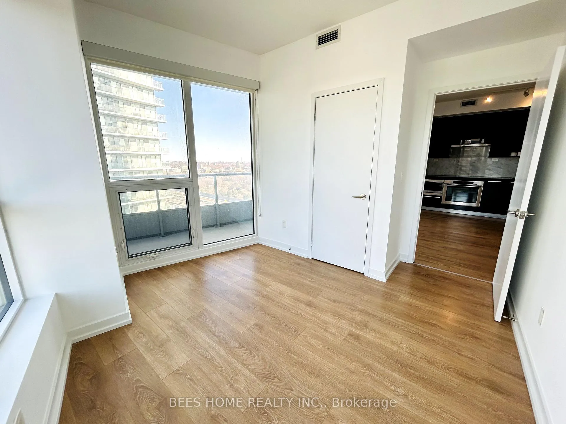 Photo 16 of Unit 1905, 115 McMahon Drive, North York, Bayview Village — HOMEH