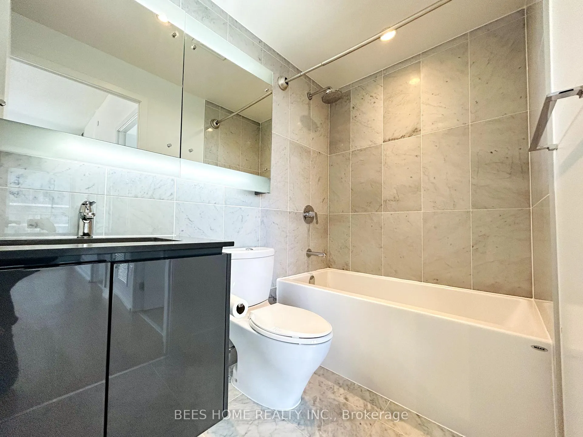Photo 17 of Unit 1905, 115 McMahon Drive, North York, Bayview Village — HOMEH