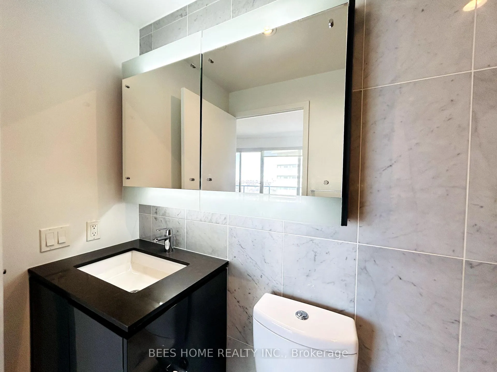 Photo 19 of Unit 1905, 115 McMahon Drive, North York, Bayview Village — HOMEH