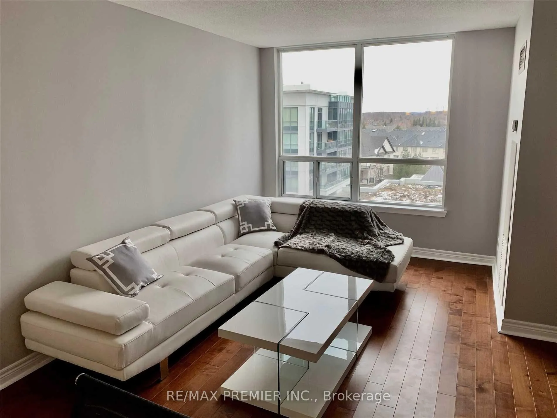Photo 5 of Unit 510, 50 Disera Drive, Vaughan, Beverley Glen — HOMEH