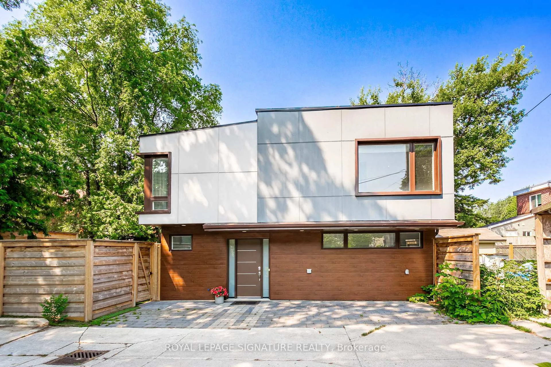 Front of Unit Laneway, 108 Balfour Avenue
