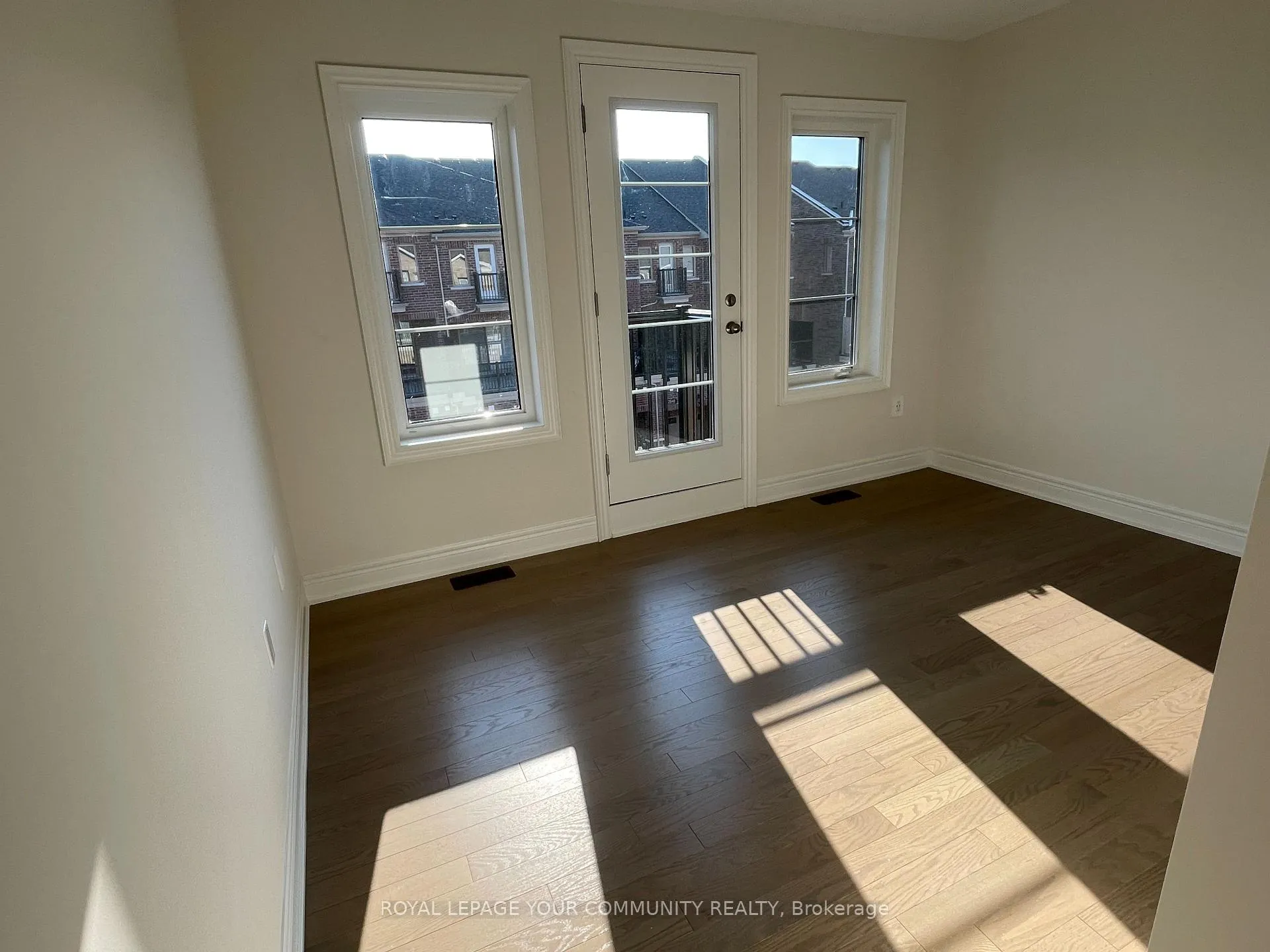 Photo 8 of 2818 Tippett Mews, Pickering, Rural Pickering — HOMEH