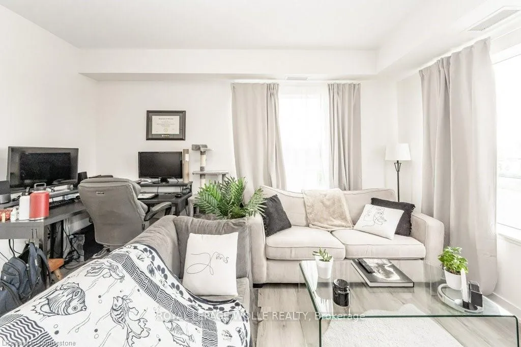 Photo 14 of Unit 215, 247 Northfield Drive E, Waterloo — HOMEH