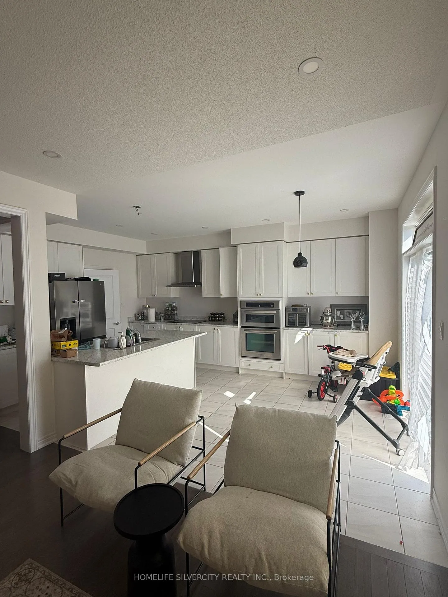 Photo 8 of 2093 Coppermine Street, Oshawa, Kedron — HOMEH