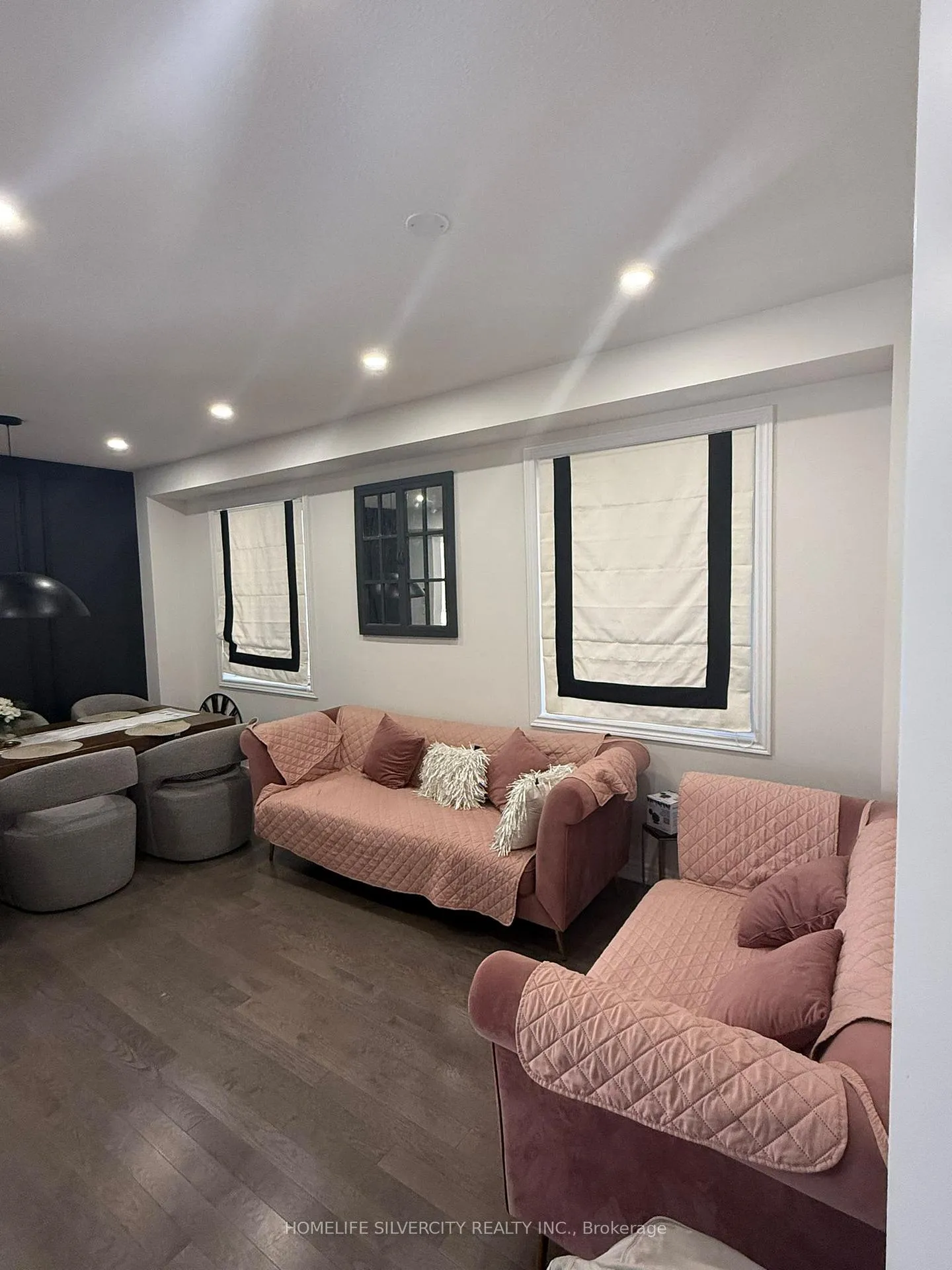 Photo 9 of 2093 Coppermine Street, Oshawa, Kedron — HOMEH