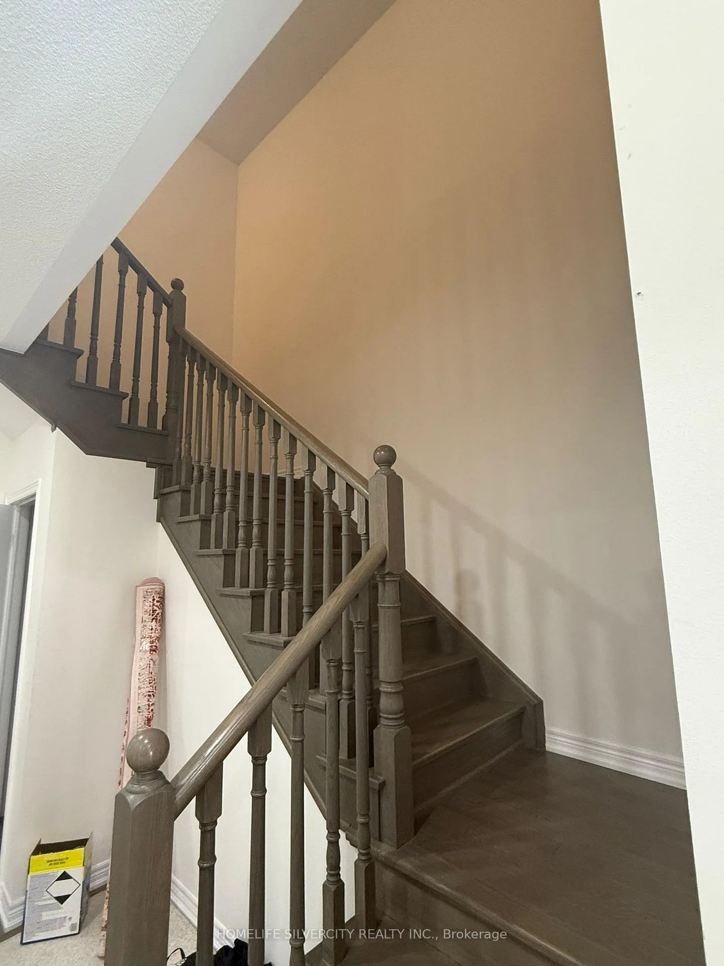 Photo 13 of 2093 Coppermine Street, Oshawa, Kedron — HOMEH