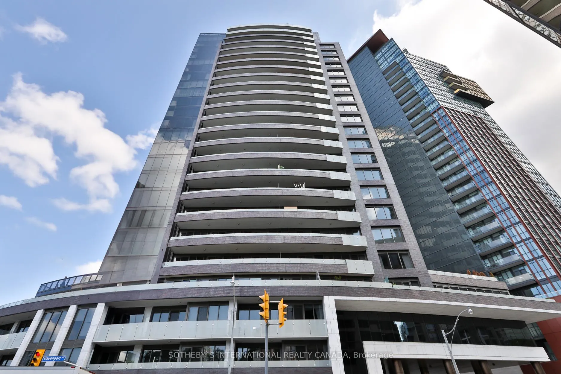 Front of Unit 804, 88 Davenport Road
