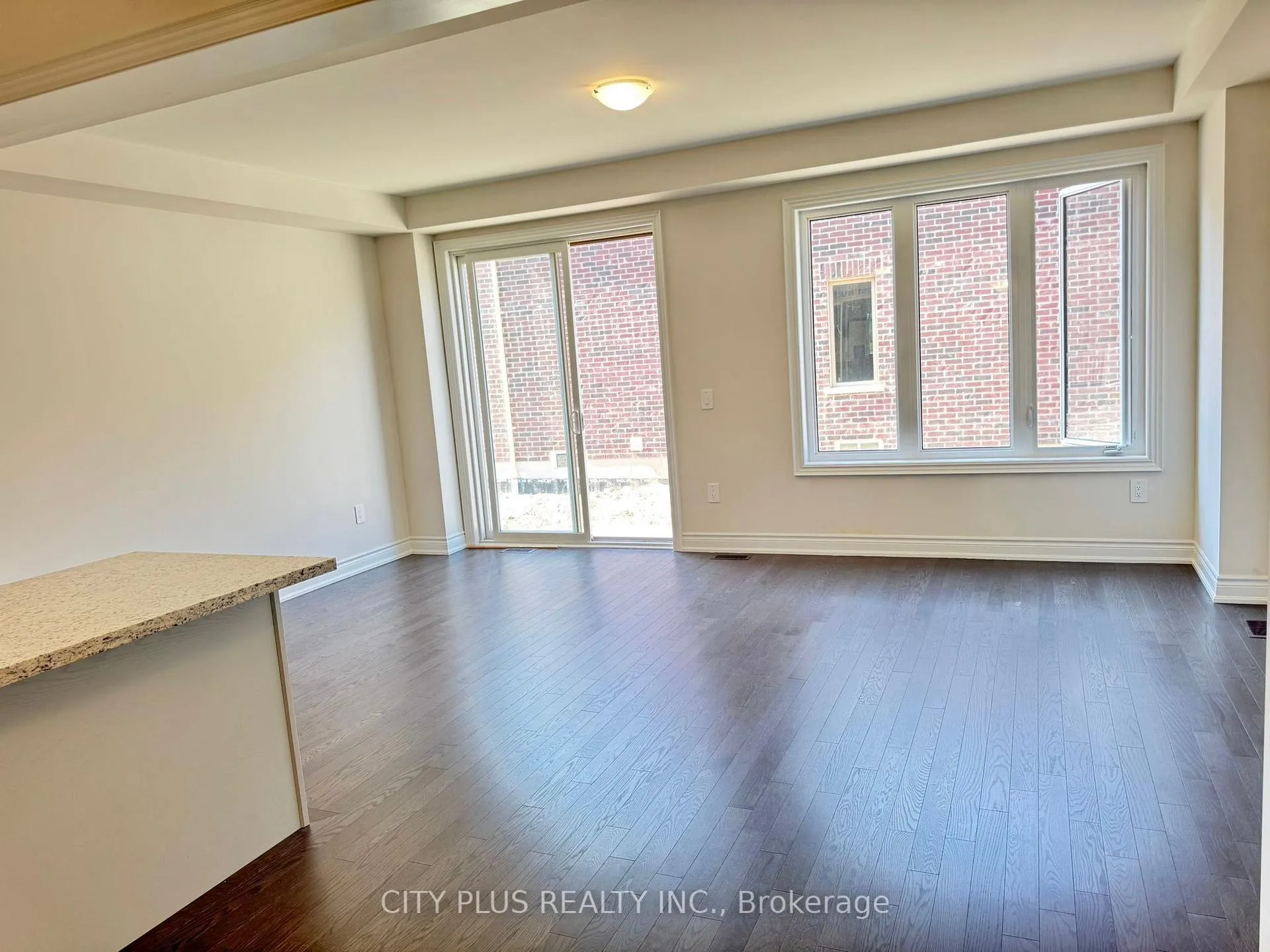 Photo 5 of 2977 Grindstone Crescent, Pickering, Rural Pickering — HOMEH