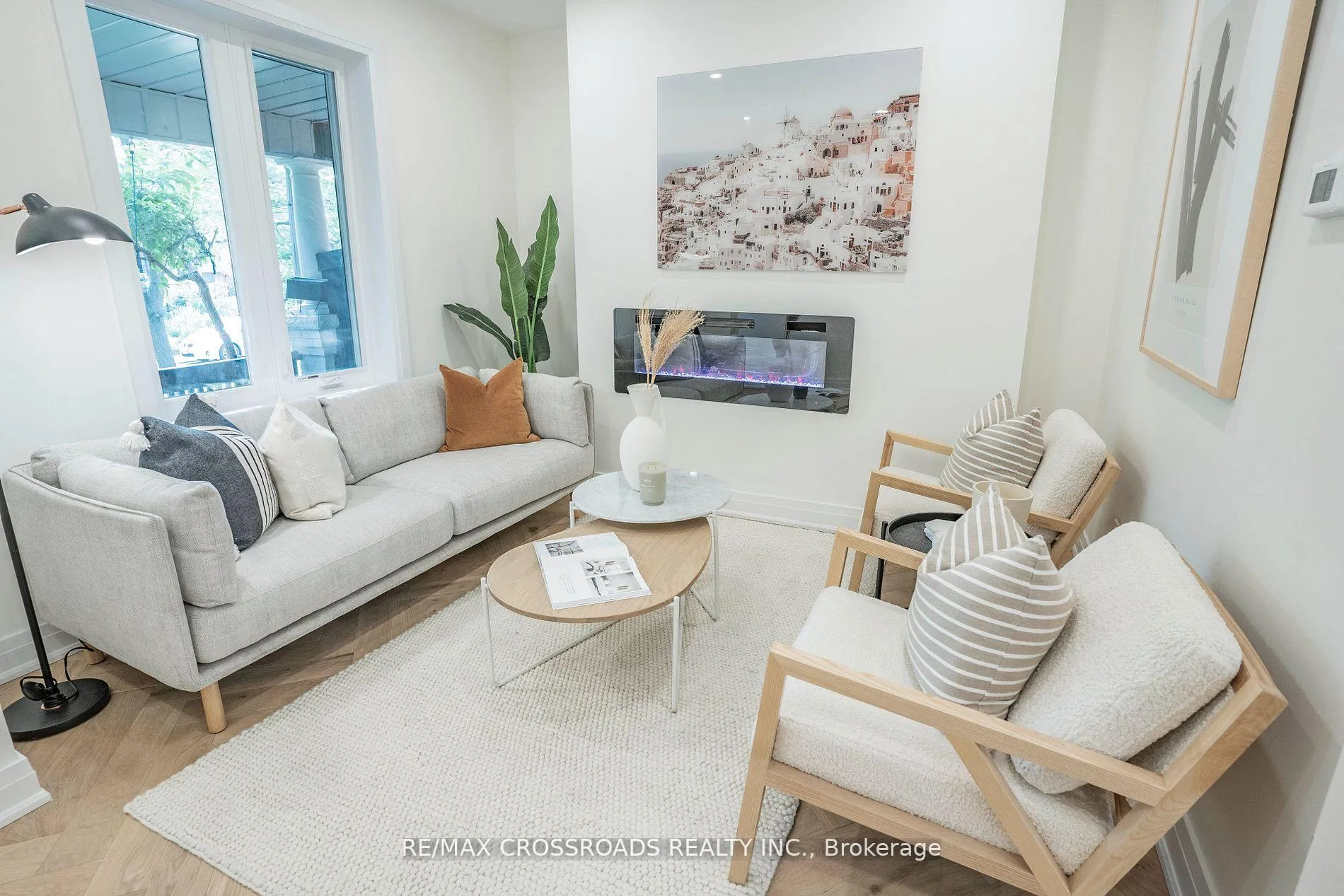 Photo 4 of 103 Dewhurst Boulevard, Toronto, Danforth — HOMEH