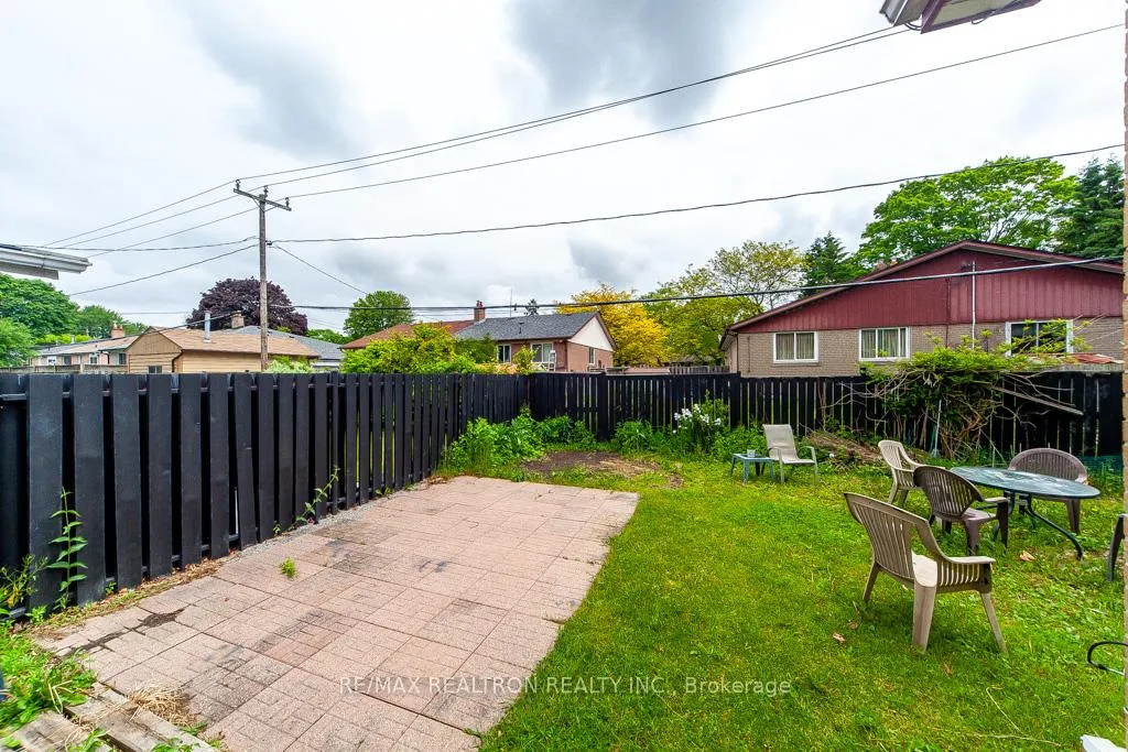 Photo 29 of Unit Basement, 56 Burcher Road, Ajax, South East — HOMEH
