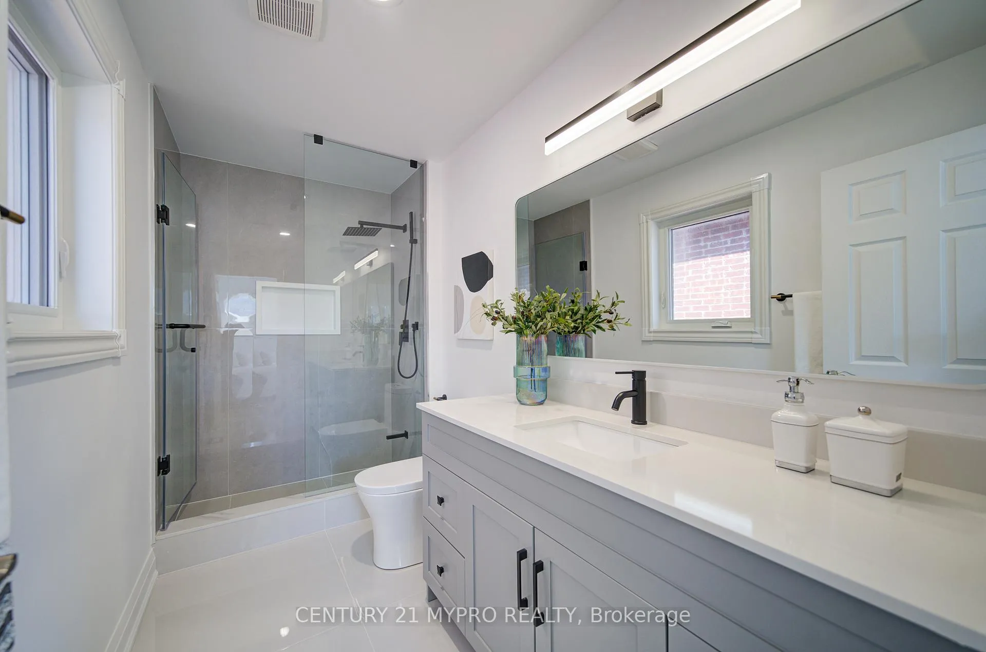 Photo 31 of 64 Glengordon Crescent, Markham, Devil's Elbow — HOMEH
