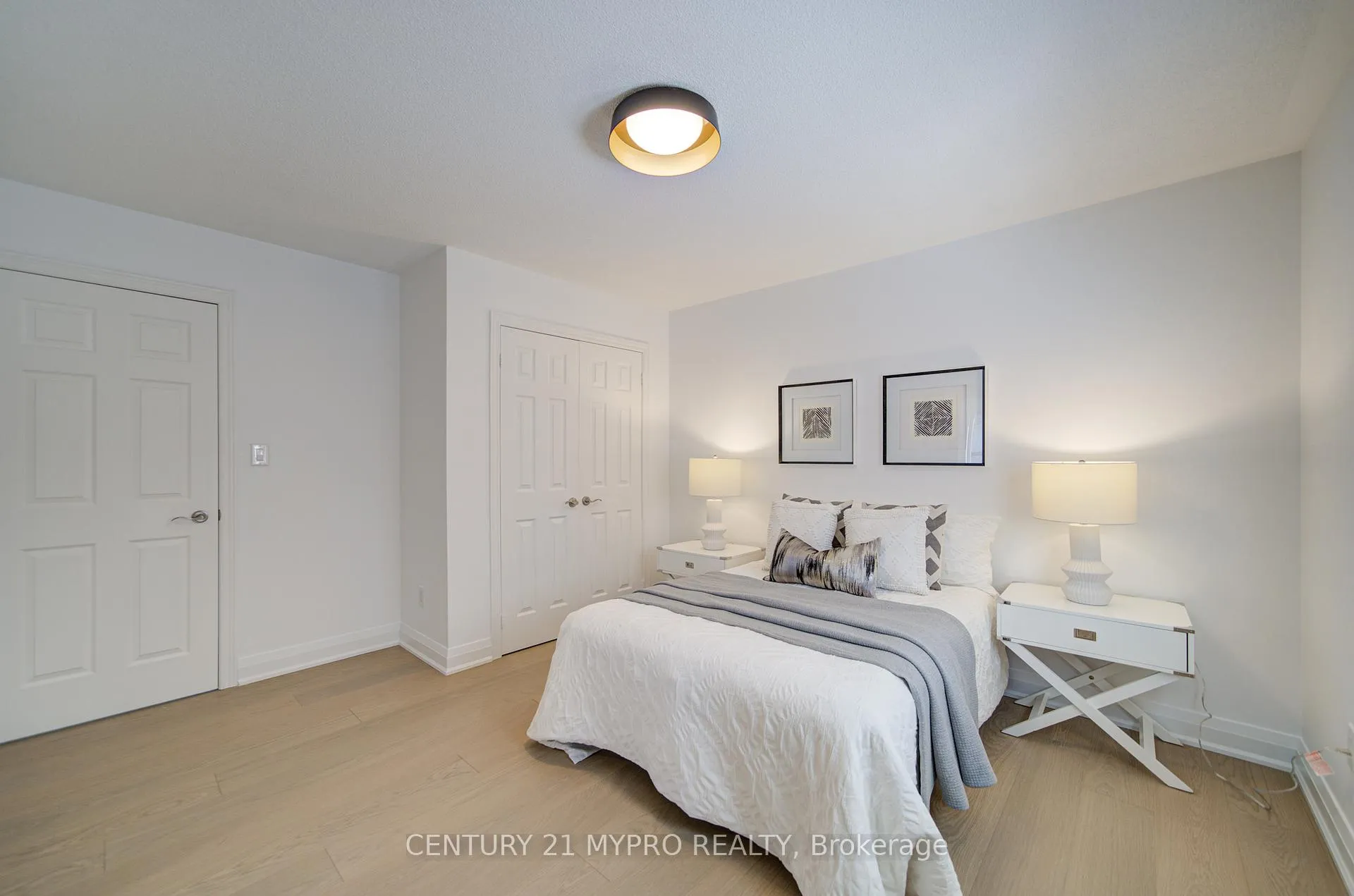 Photo 33 of 64 Glengordon Crescent, Markham, Devil's Elbow — HOMEH