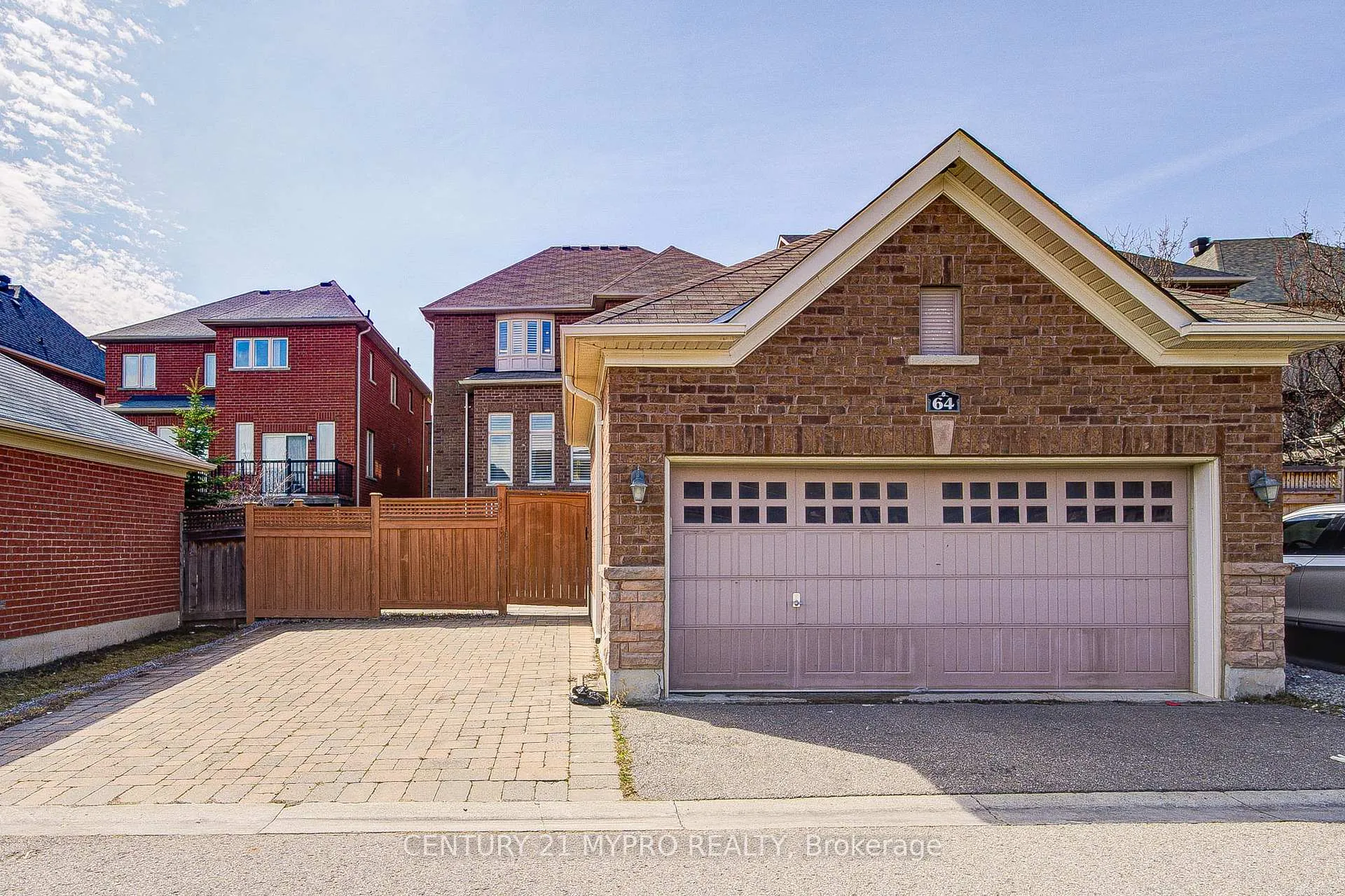 Photo 40 of 64 Glengordon Crescent, Markham, Devil's Elbow — HOMEH