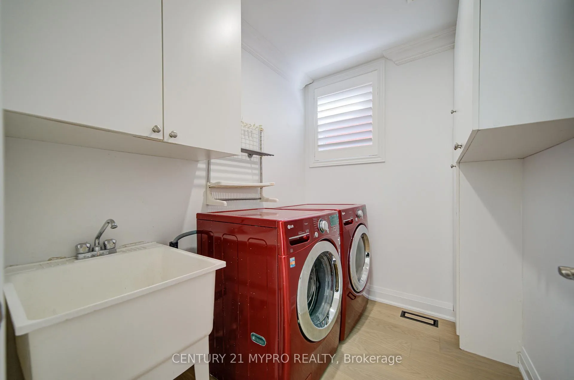 Photo 42 of 64 Glengordon Crescent, Markham, Devil's Elbow — HOMEH