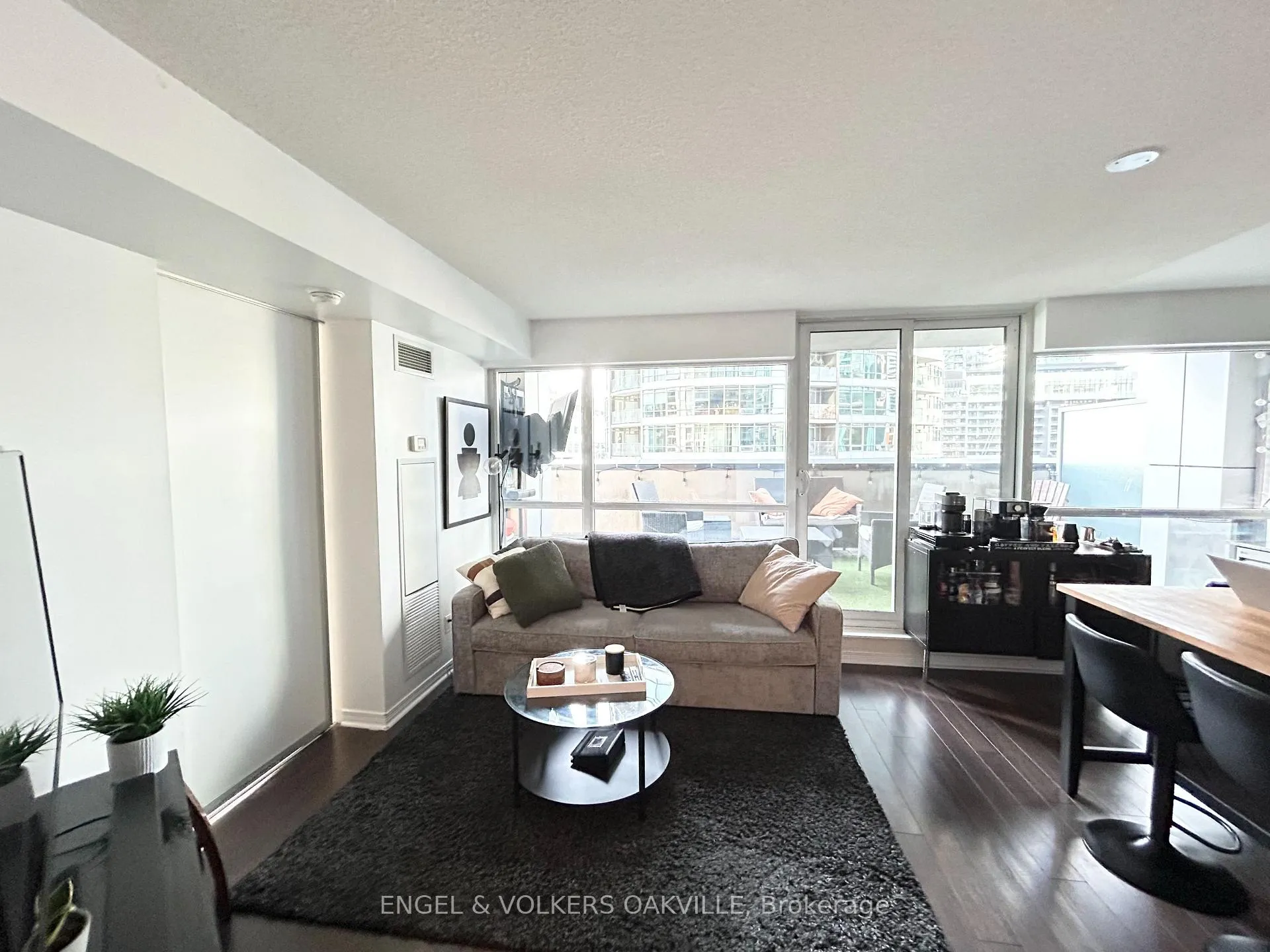 Photo 4 of Unit 405, 352 Front Street W, Toronto, Waterfront Communities — HOMEH