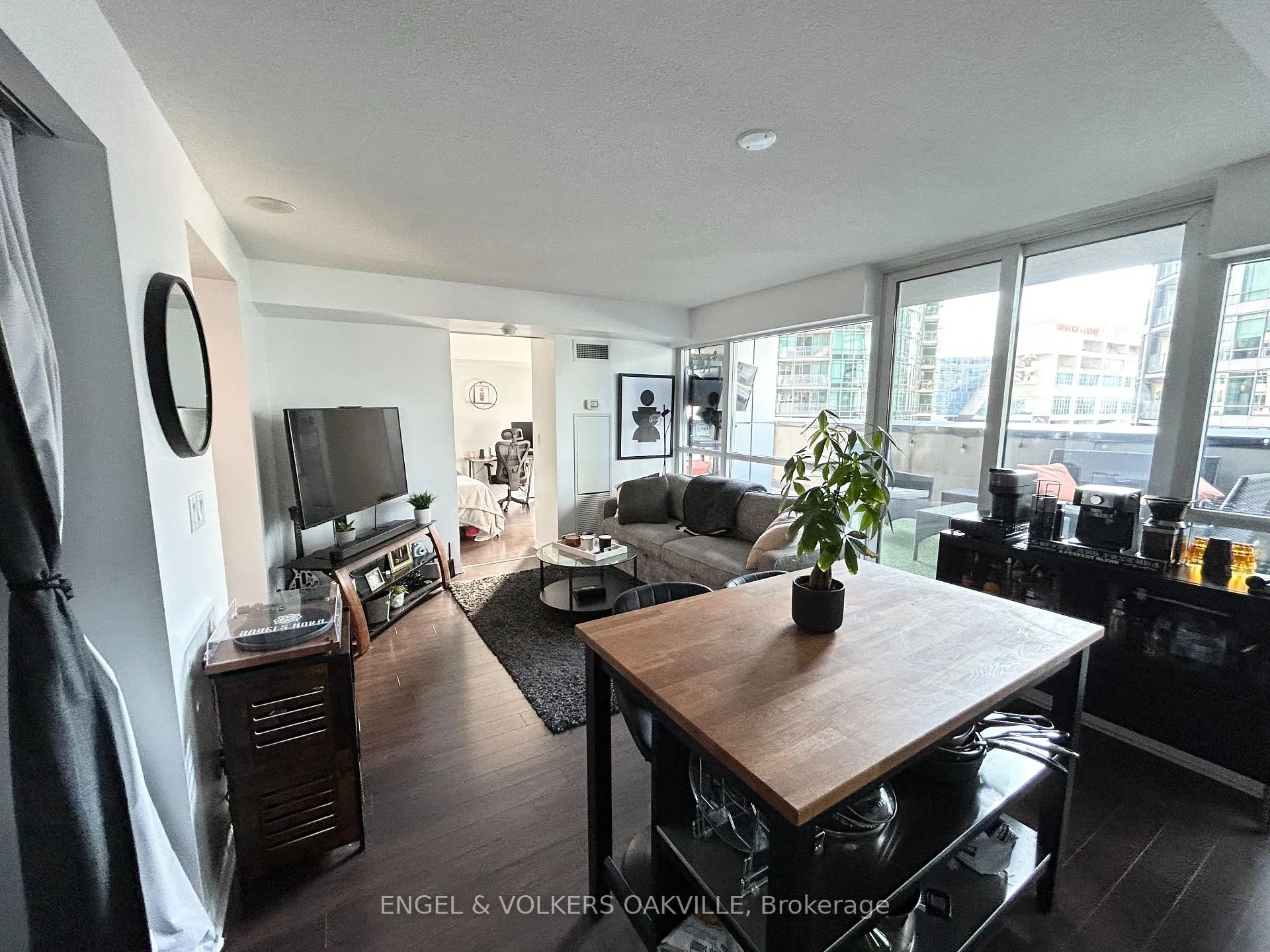 Photo 7 of Unit 405, 352 Front Street W, Toronto, Waterfront Communities — HOMEH