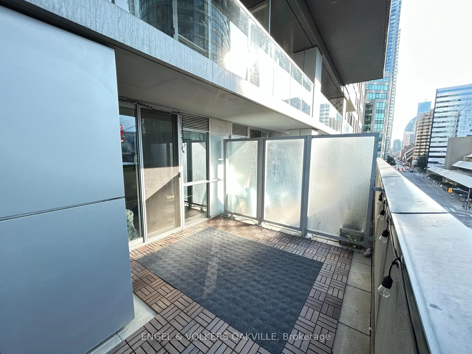 Photo 10 of Unit 405, 352 Front Street W, Toronto, Waterfront Communities — HOMEH