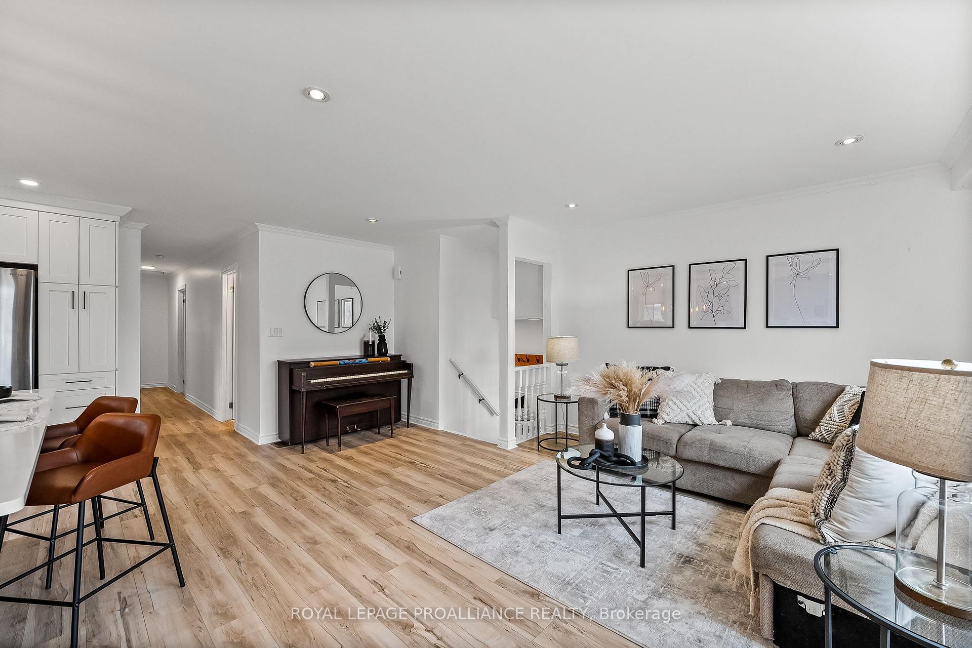 Photo 9 of 529 Westwood Drive, Cobourg — HOMEH