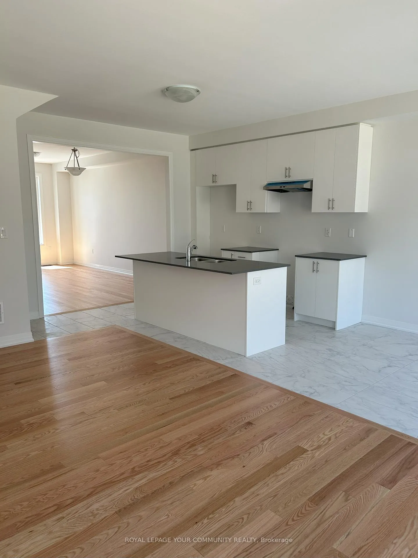 Photo 6 of 1044 Valhalla Terrace, Pickering, Rural Pickering — HOMEH
