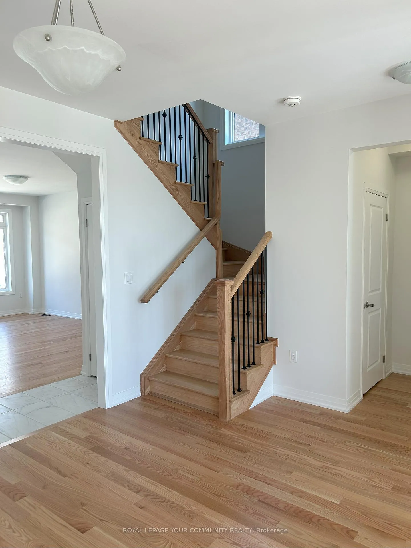 Photo 11 of 1044 Valhalla Terrace, Pickering, Rural Pickering — HOMEH