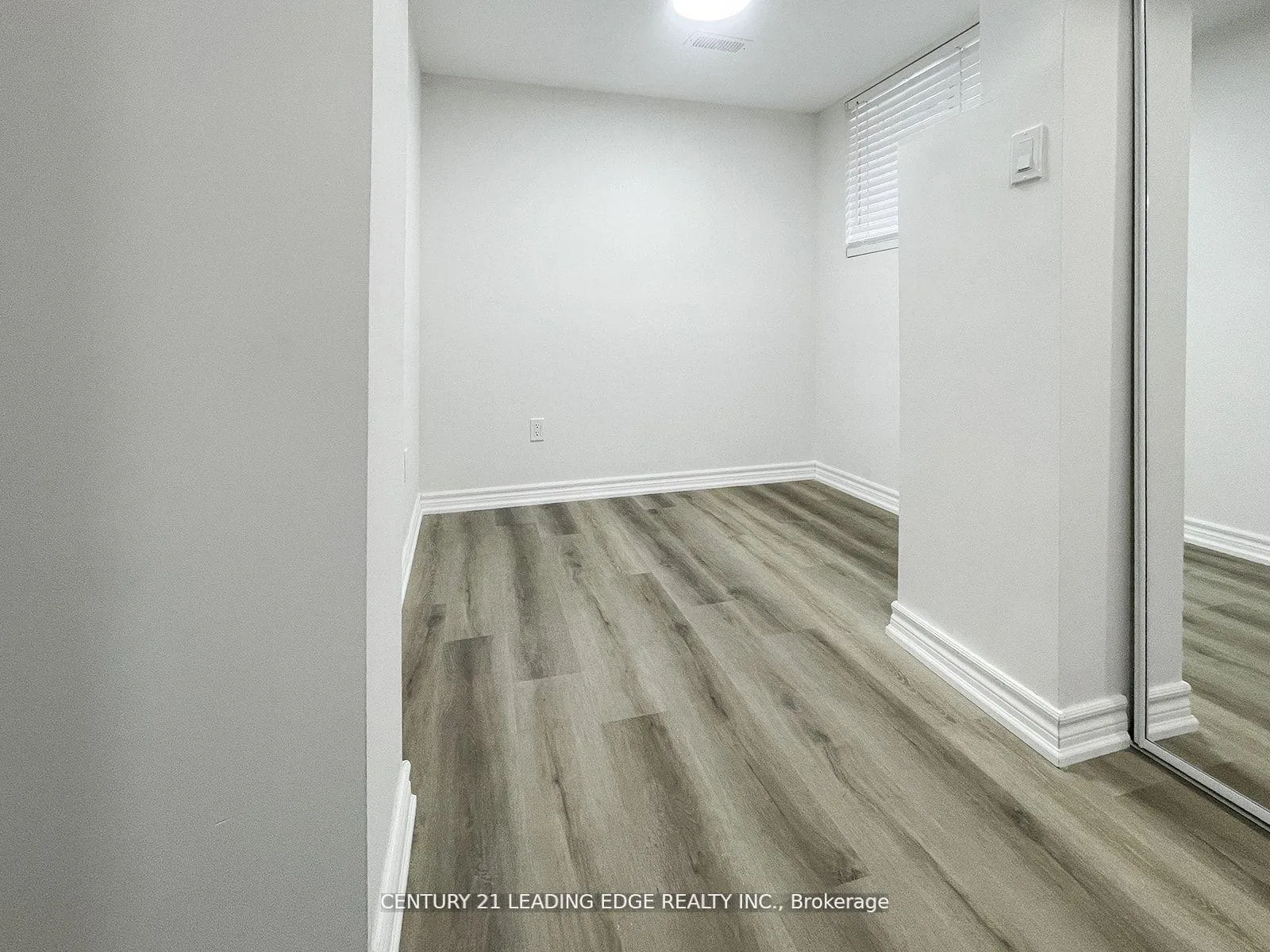 Photo 2 of Unit B, 117 Riverside Drive, Oshawa, Eastdale — HOMEH