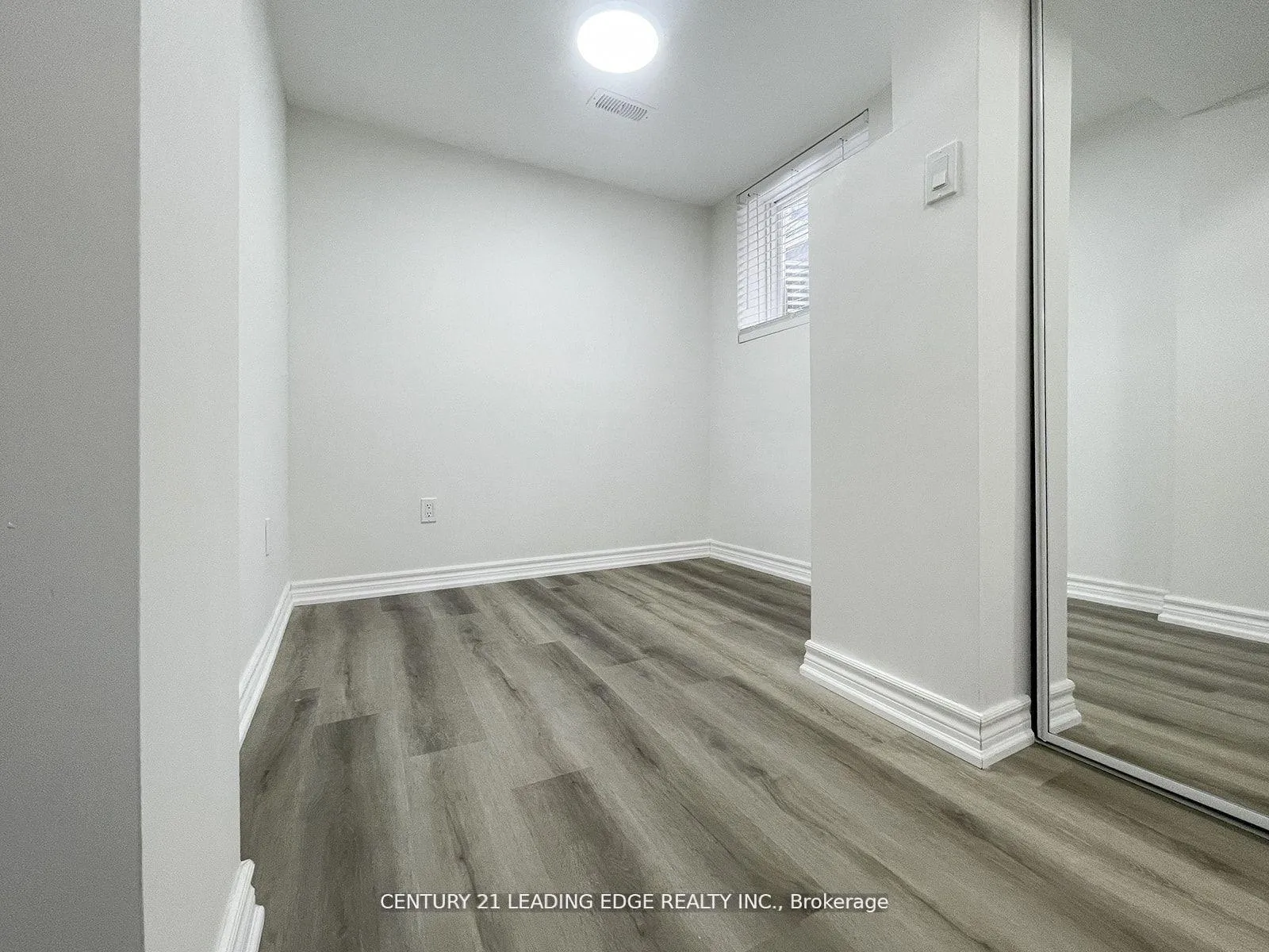Photo 4 of Unit B, 117 Riverside Drive, Oshawa, Eastdale — HOMEH
