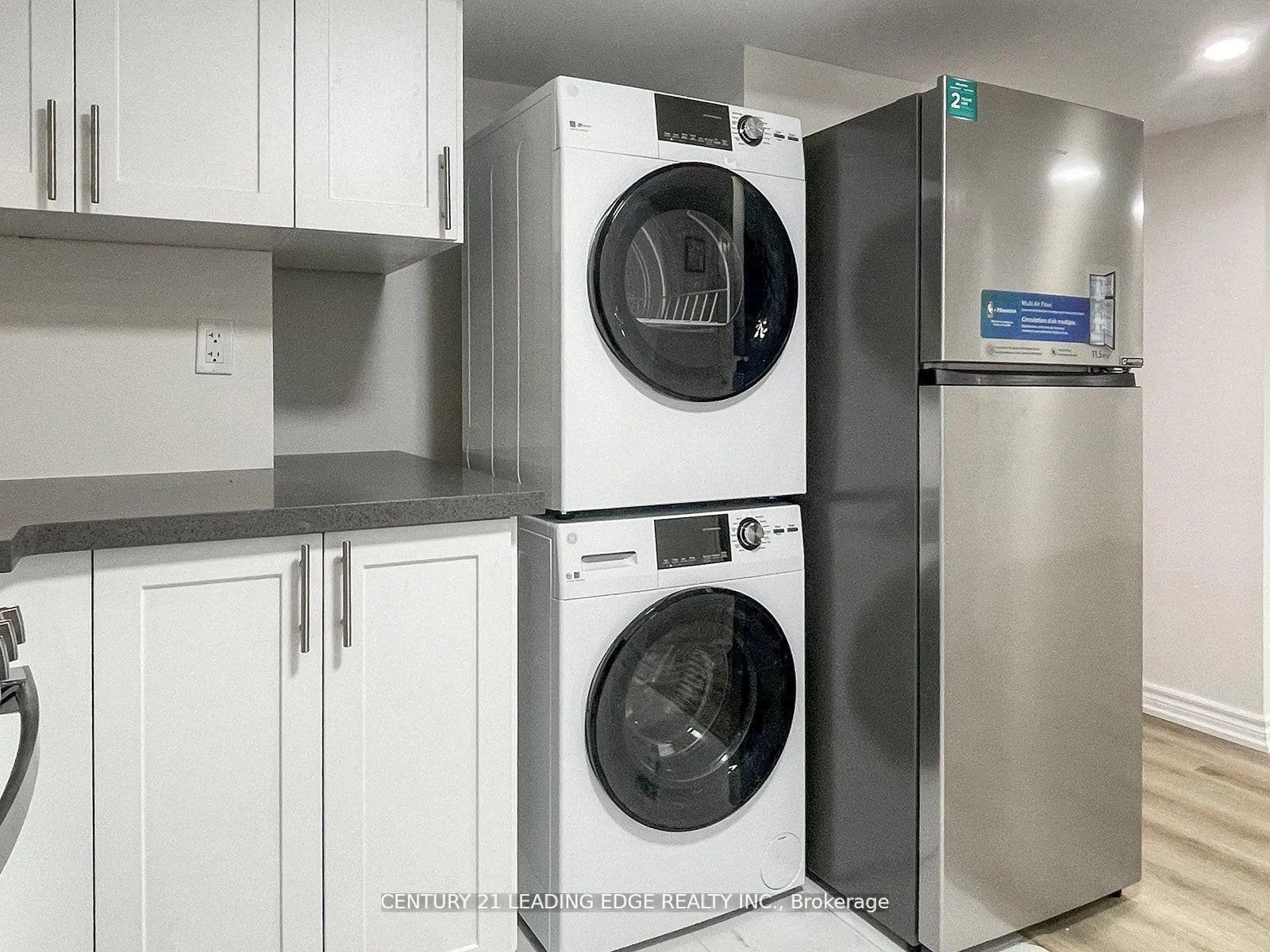 Photo 13 of Unit B, 117 Riverside Drive, Oshawa, Eastdale — HOMEH