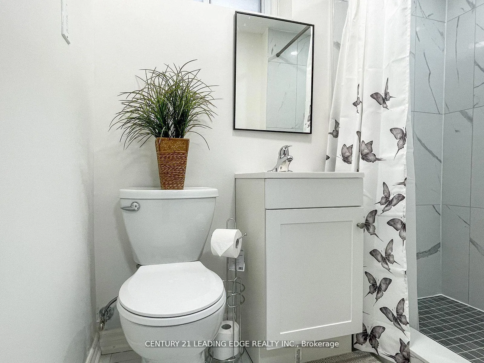 Photo 19 of Unit B, 117 Riverside Drive, Oshawa, Eastdale — HOMEH