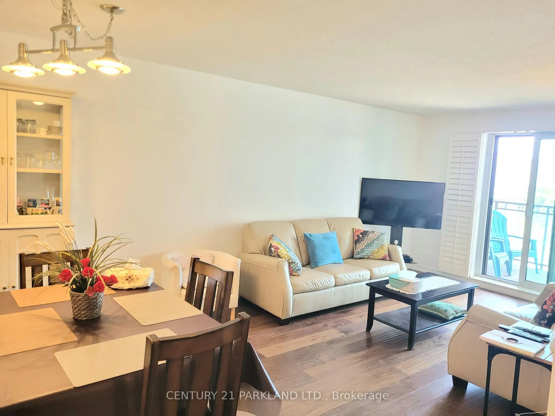Photo 9 of Unit 718, 410 Queens Quay W, Toronto, Waterfront Communities — HOMEH