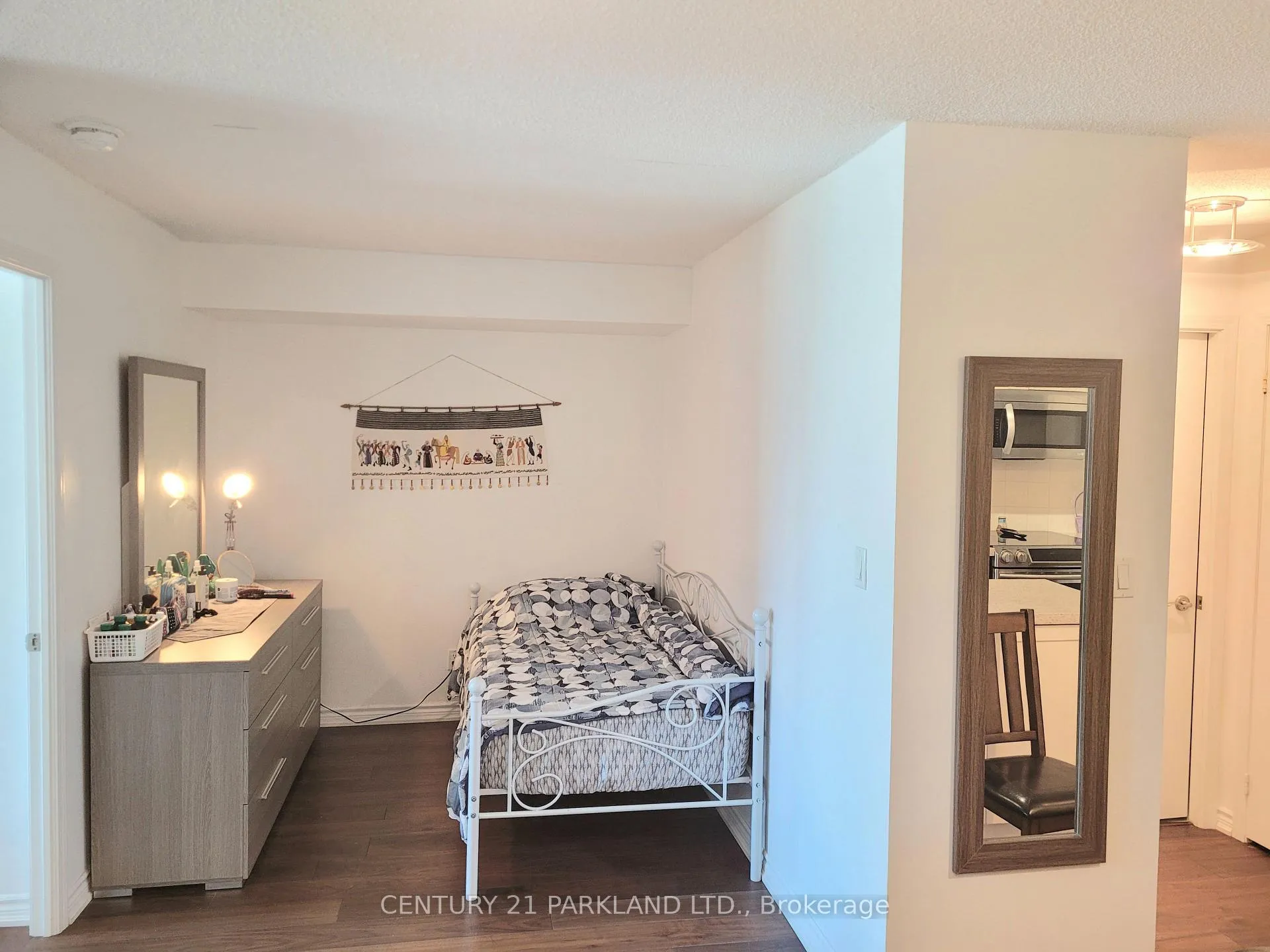 Photo 10 of Unit 718, 410 Queens Quay W, Toronto, Waterfront Communities — HOMEH
