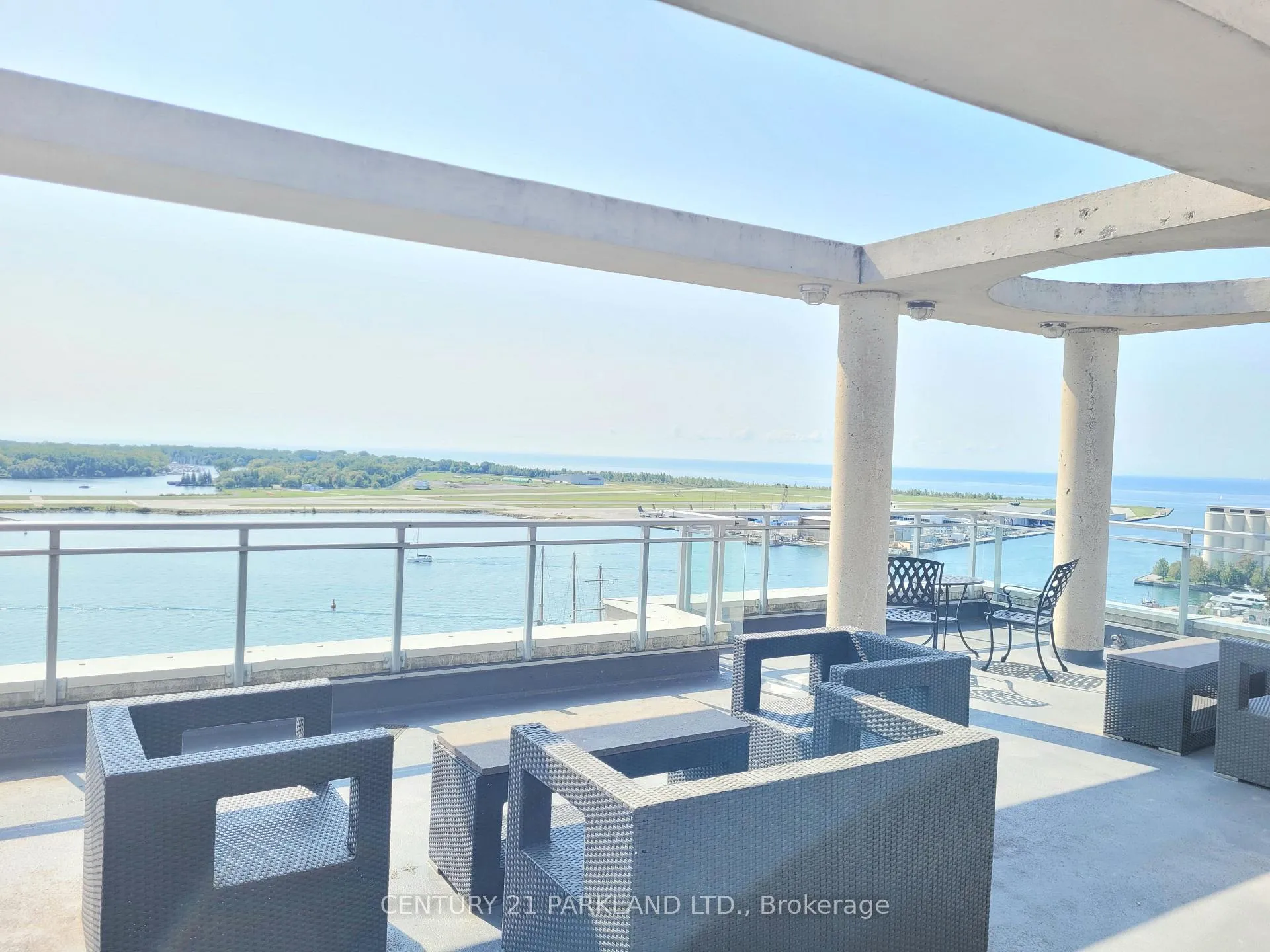 Photo 16 of Unit 718, 410 Queens Quay W, Toronto, Waterfront Communities — HOMEH